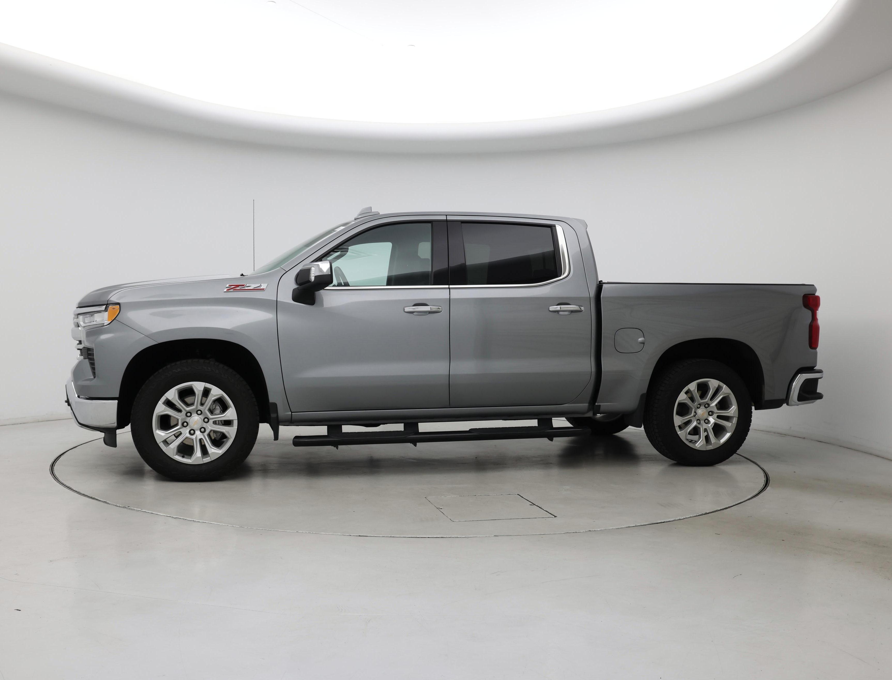 Thumbnail: 2024 Chevrolet Silverado 1500 - 3