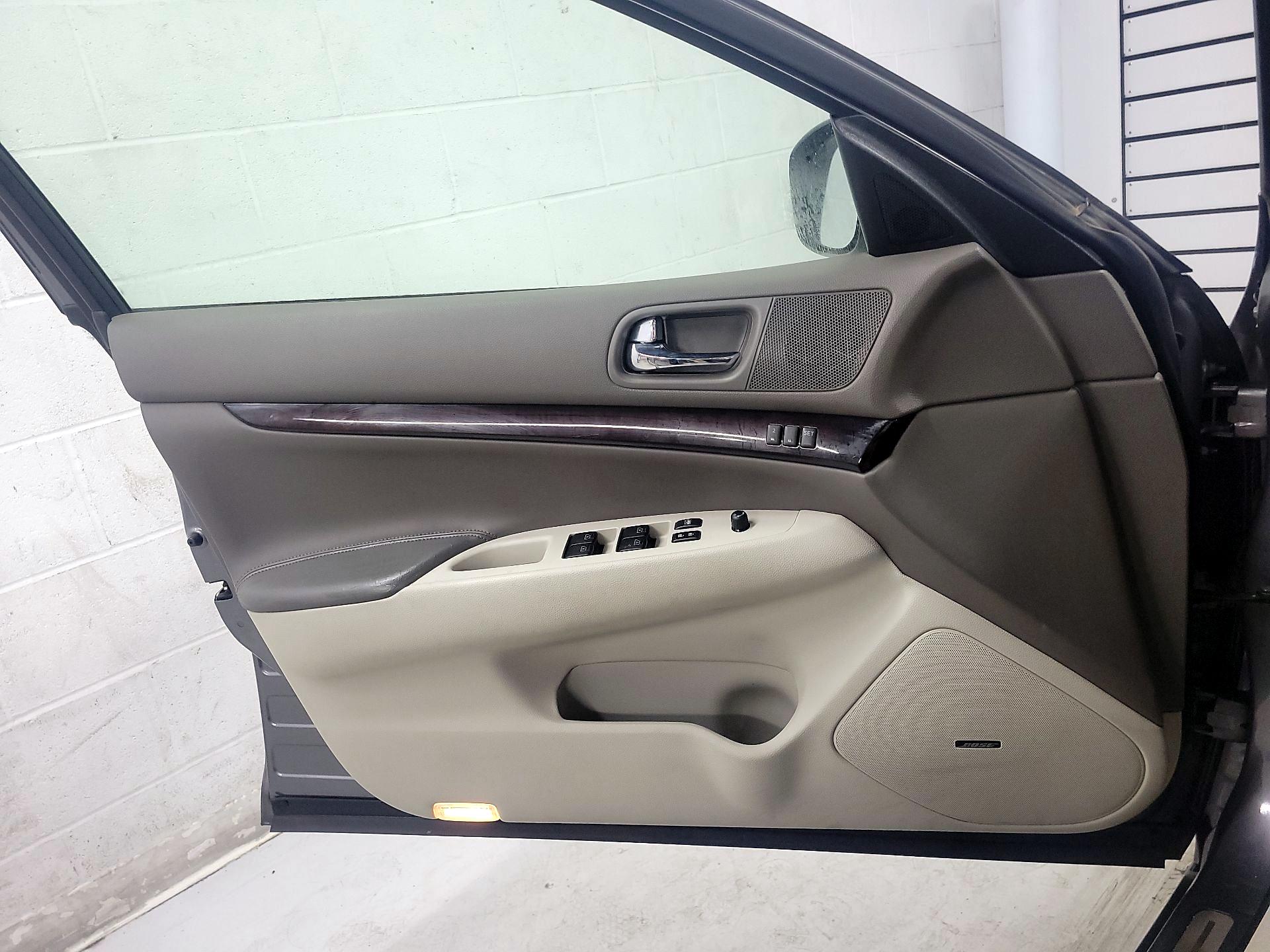 Thumbnail: 2013 INFINITI G37 - 12