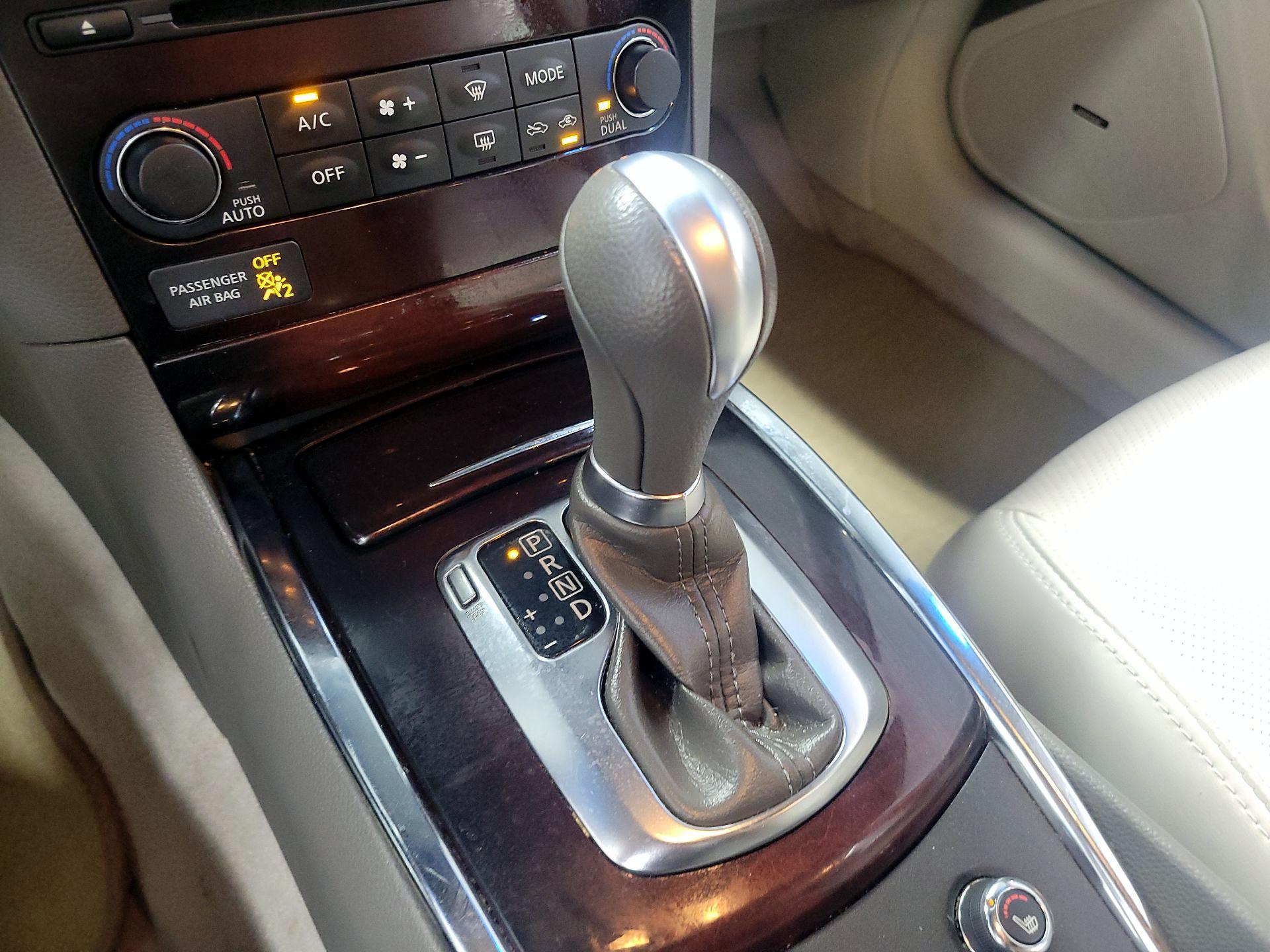 Thumbnail: 2013 INFINITI G37 - 16