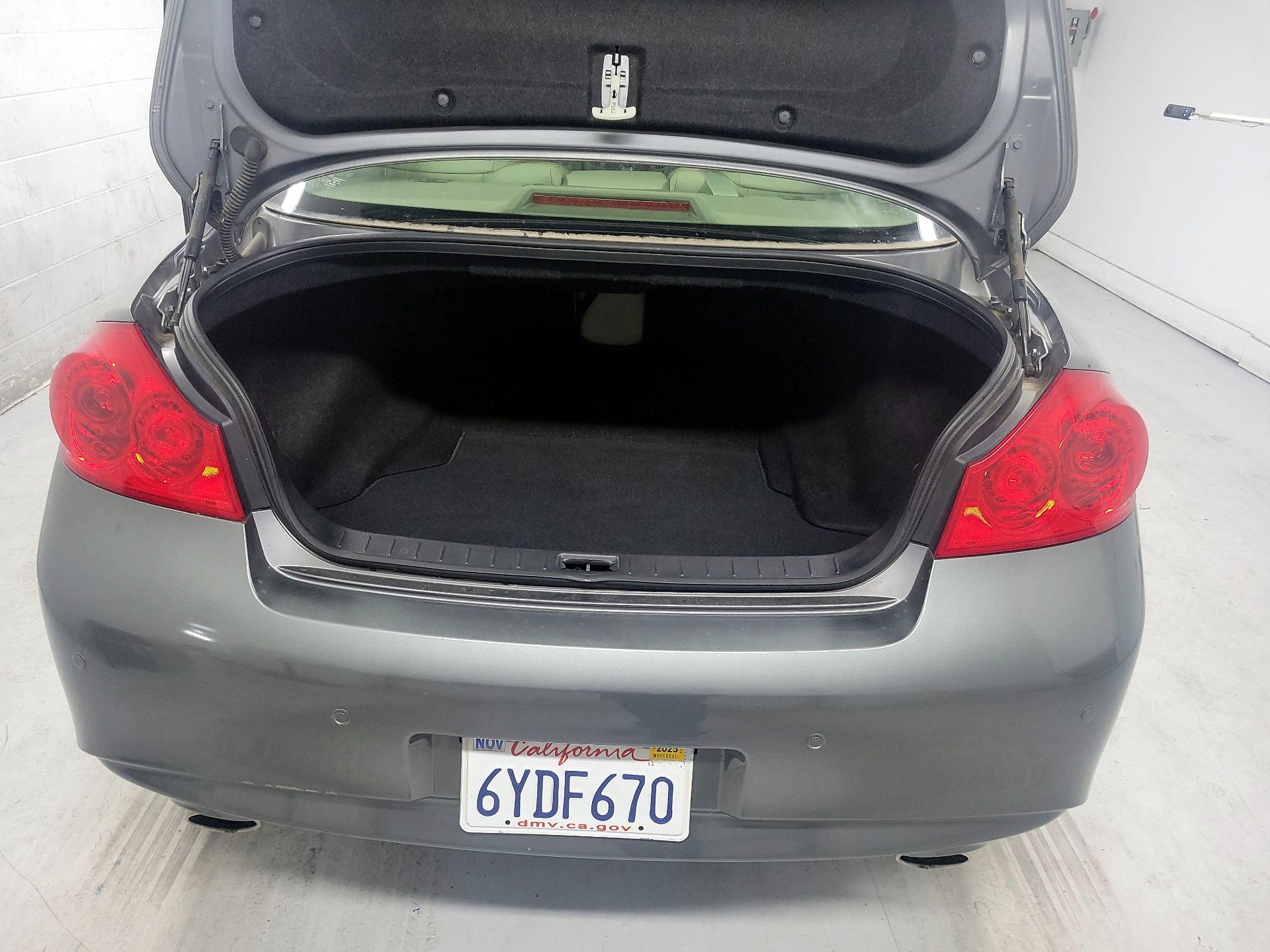 Thumbnail: 2013 INFINITI G37 - 18