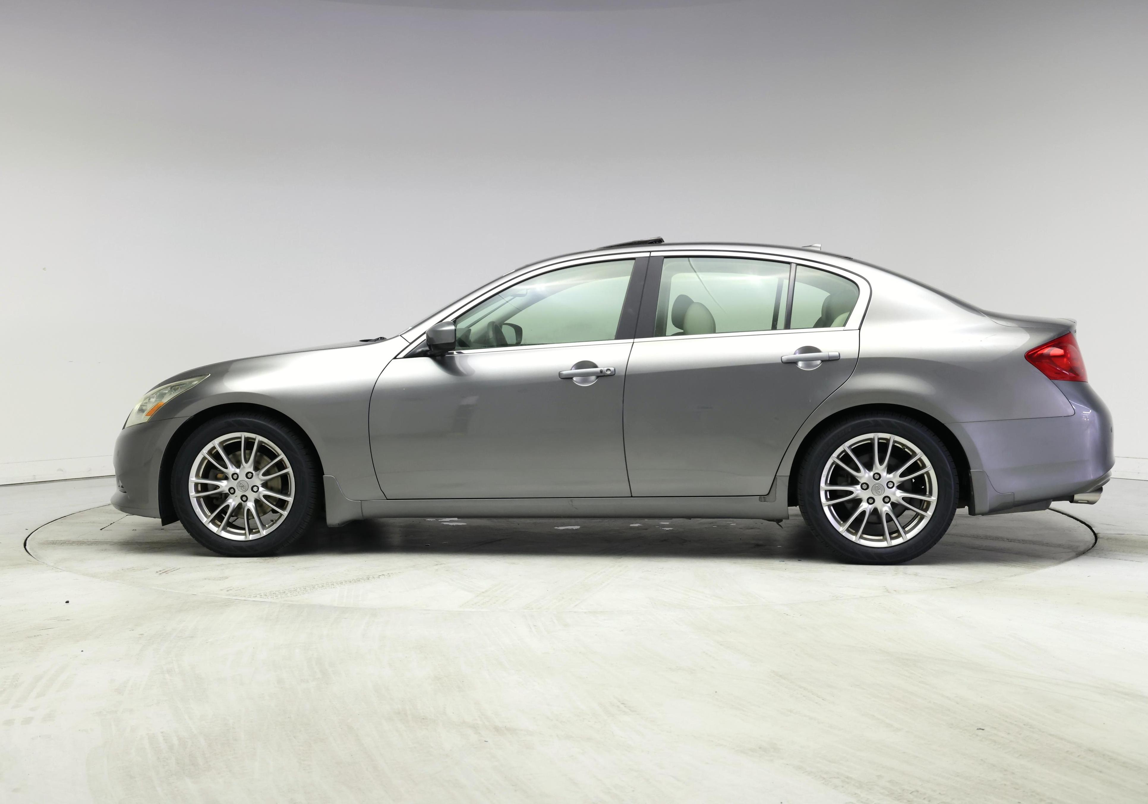 Thumbnail: 2013 INFINITI G37 - 3