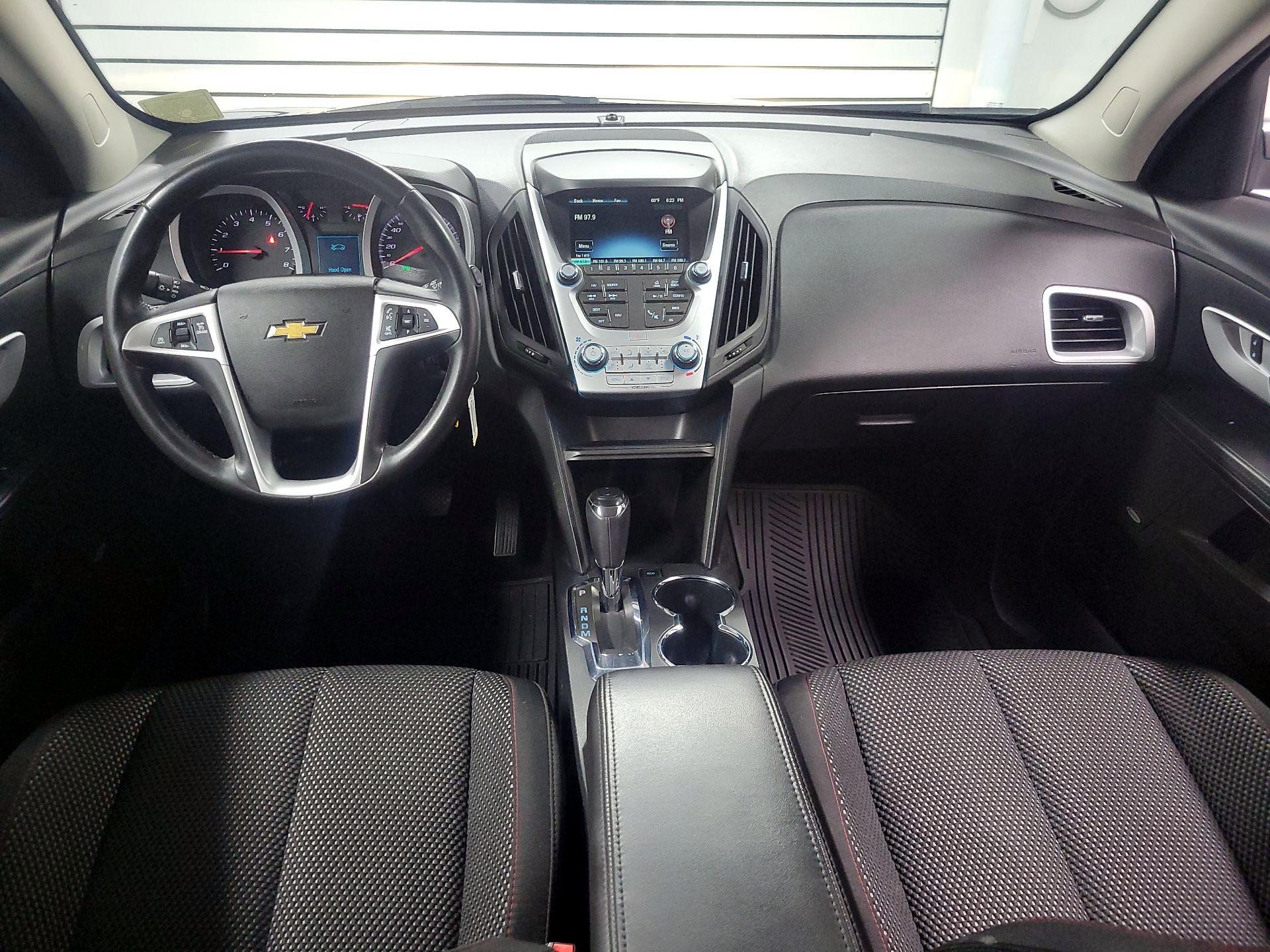 Thumbnail: 2017 Chevrolet Equinox - 9