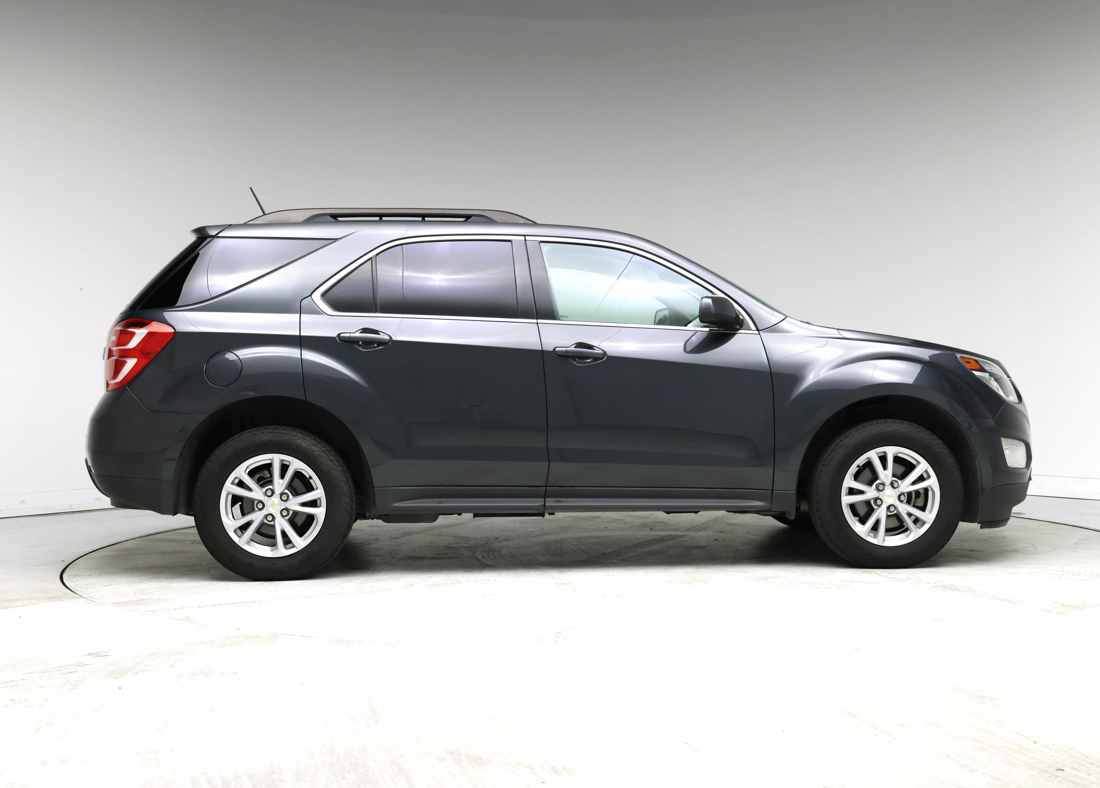 Thumbnail: 2017 Chevrolet Equinox - 7