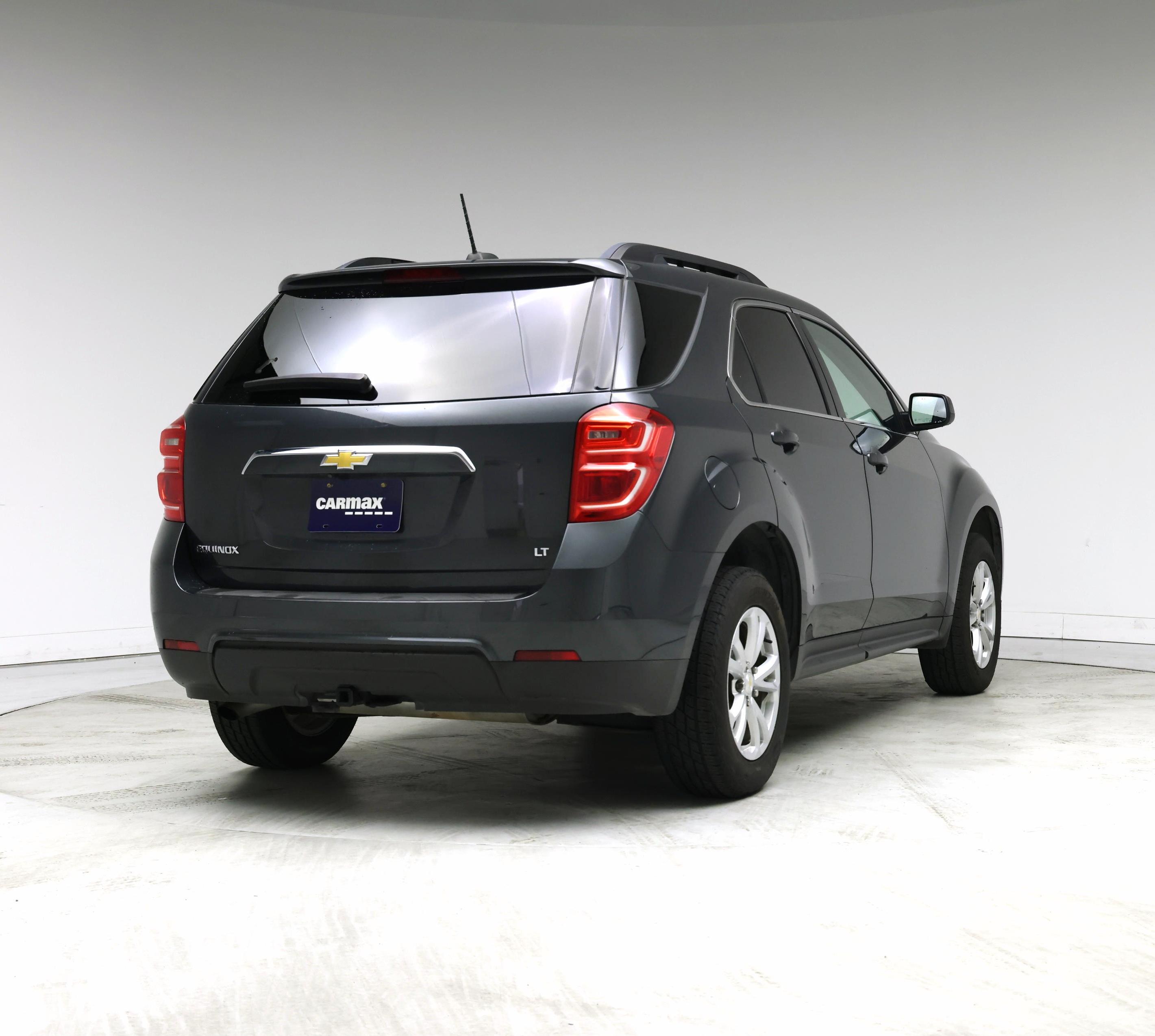 Thumbnail: 2017 Chevrolet Equinox - 8
