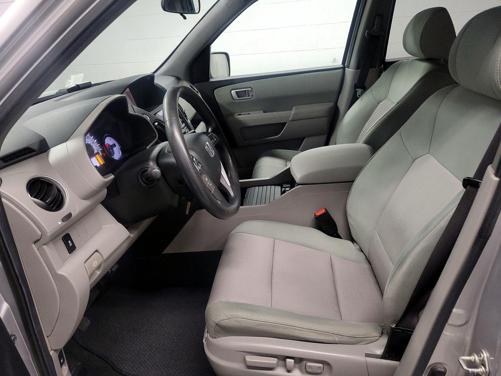 Thumbnail: 2013 Honda Pilot - 11