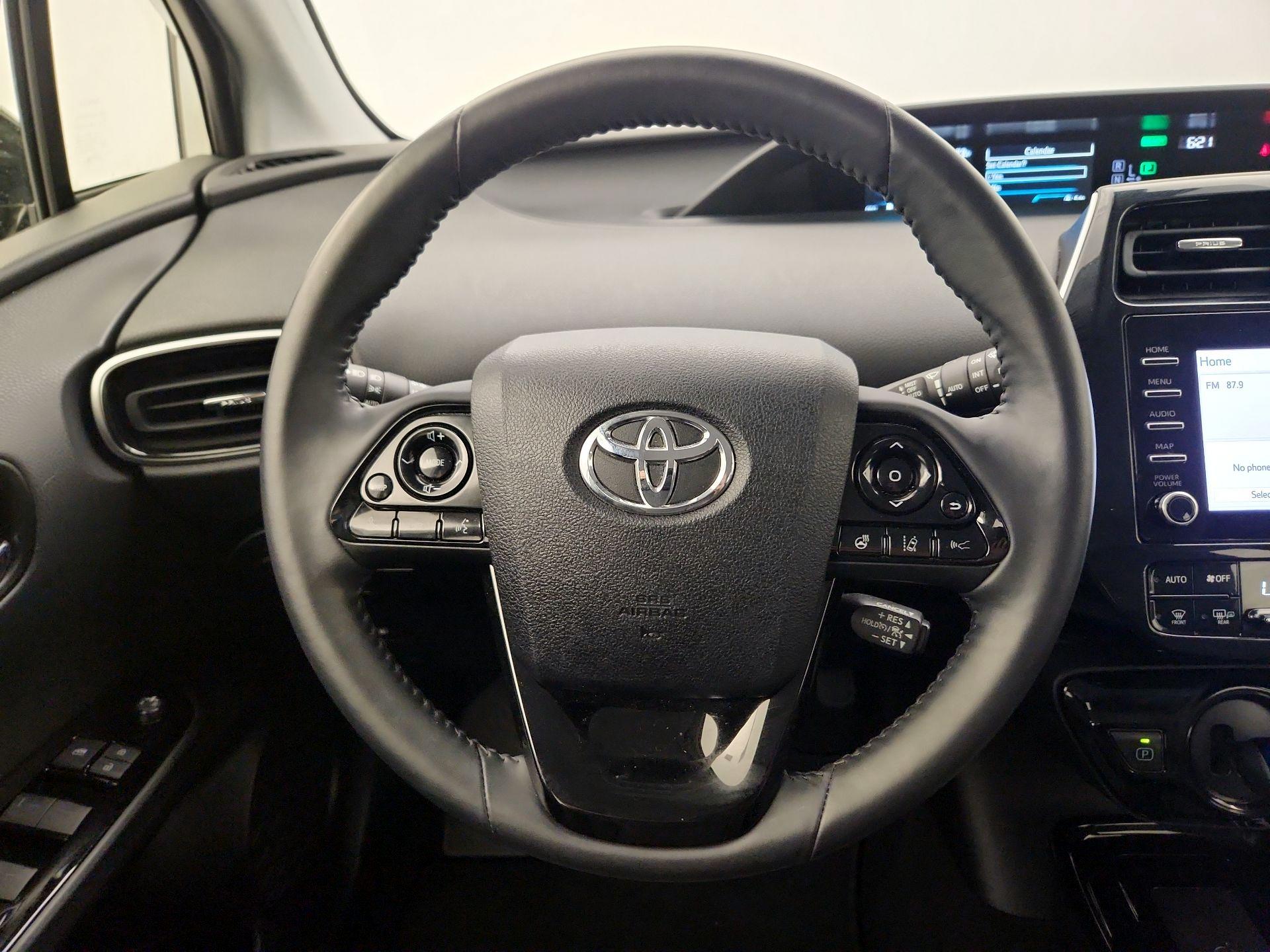 Thumbnail: 2020 Toyota Prius - 10