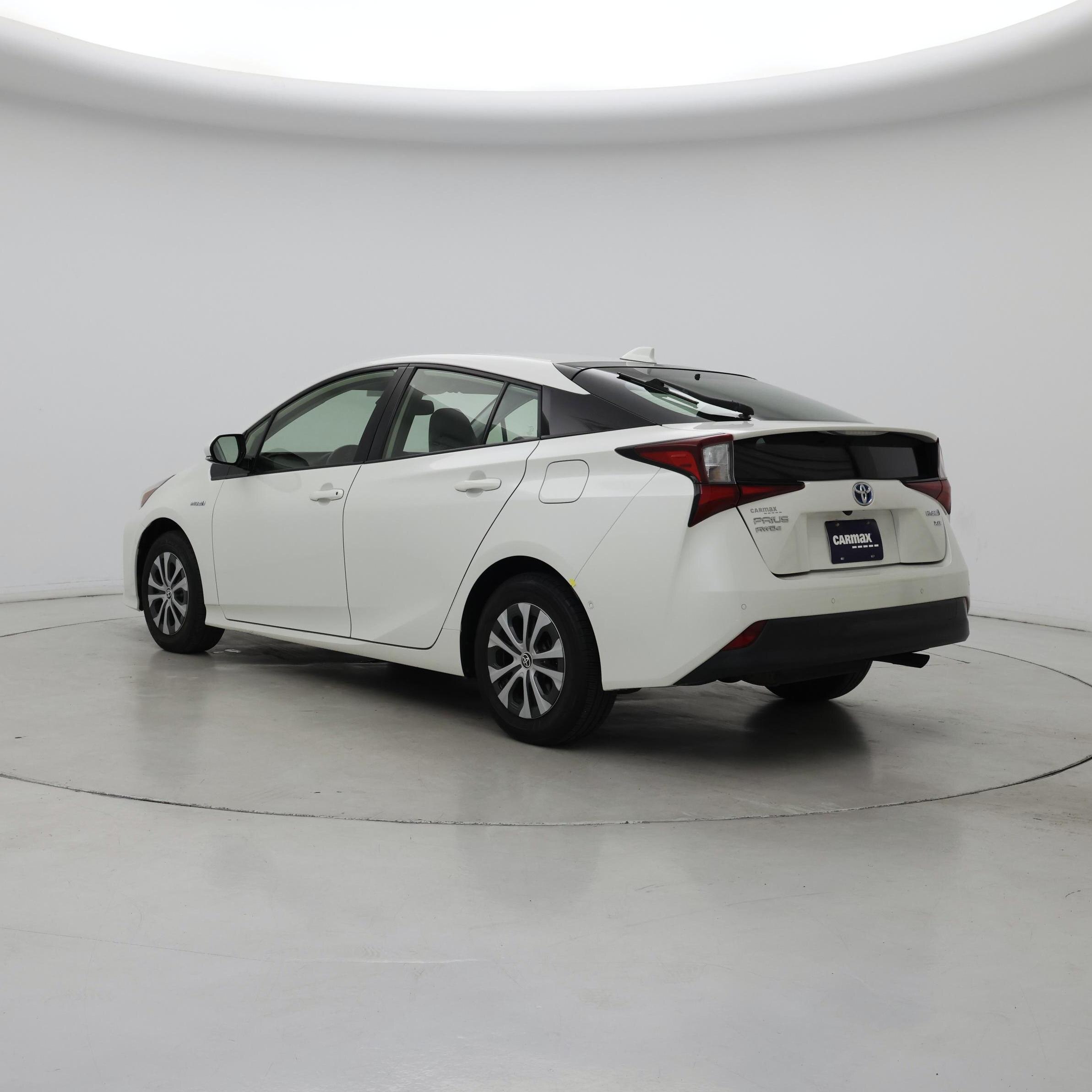 Thumbnail: 2020 Toyota Prius - 2