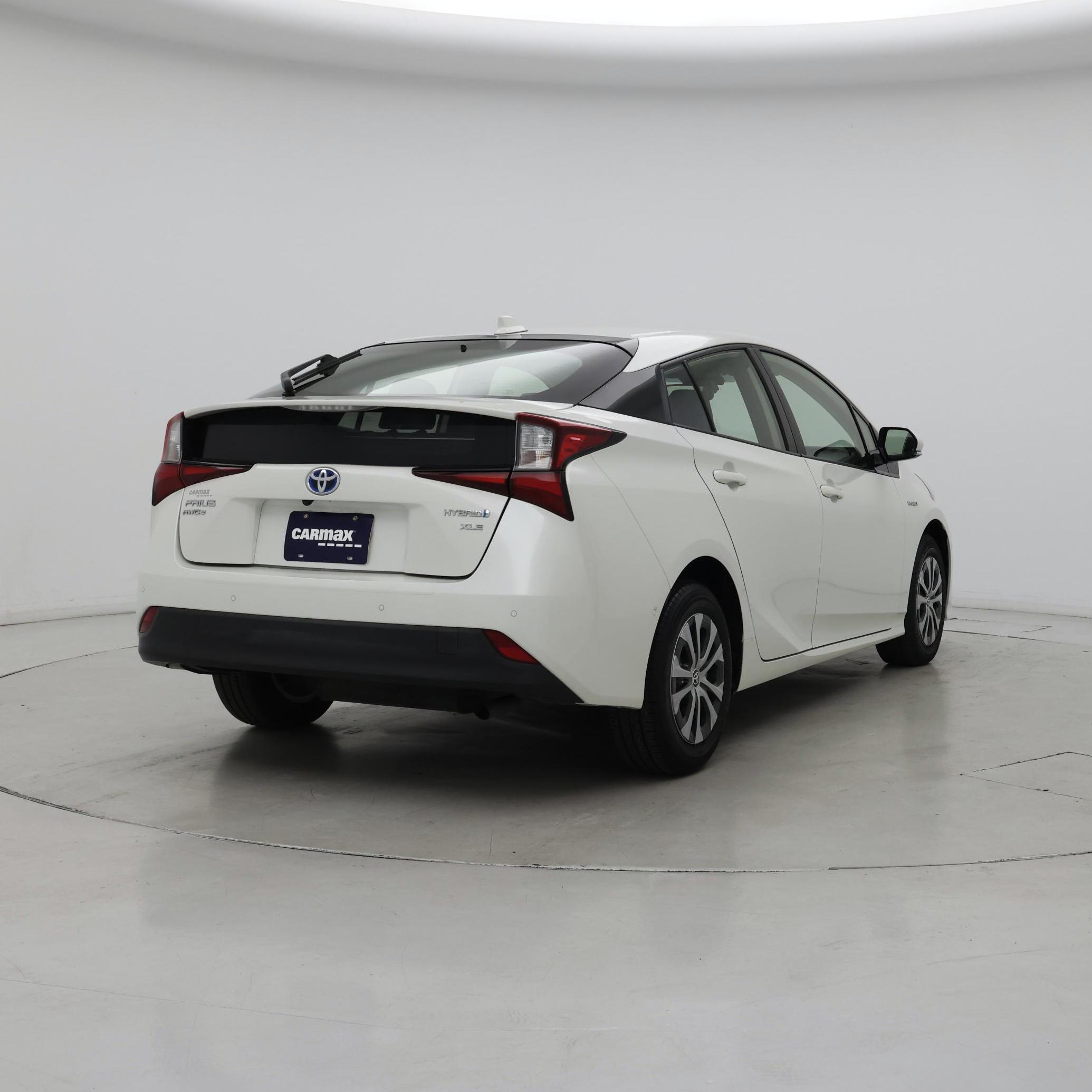 Thumbnail: 2020 Toyota Prius - 8