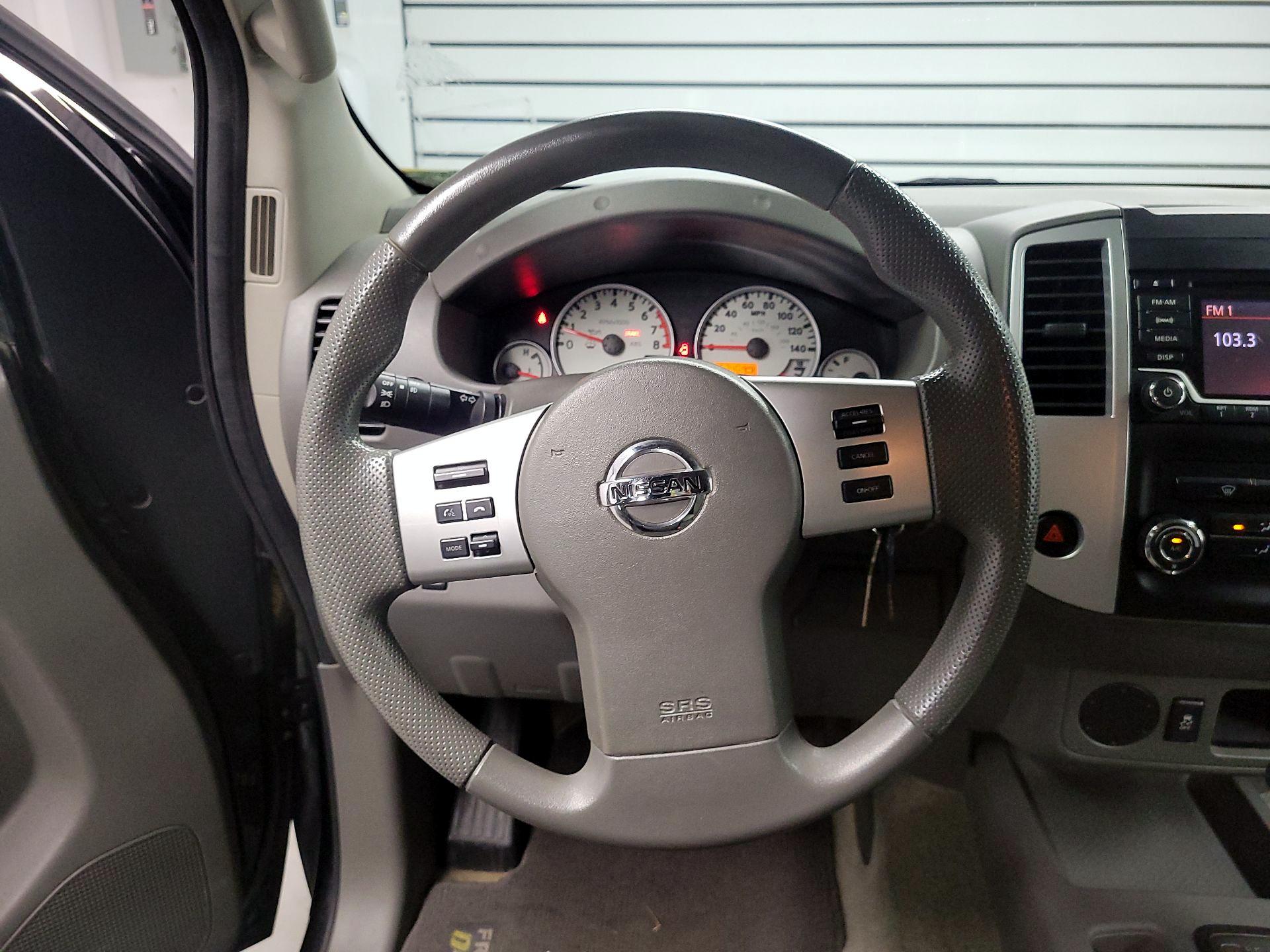 Thumbnail: 2015 Nissan Frontier - 10