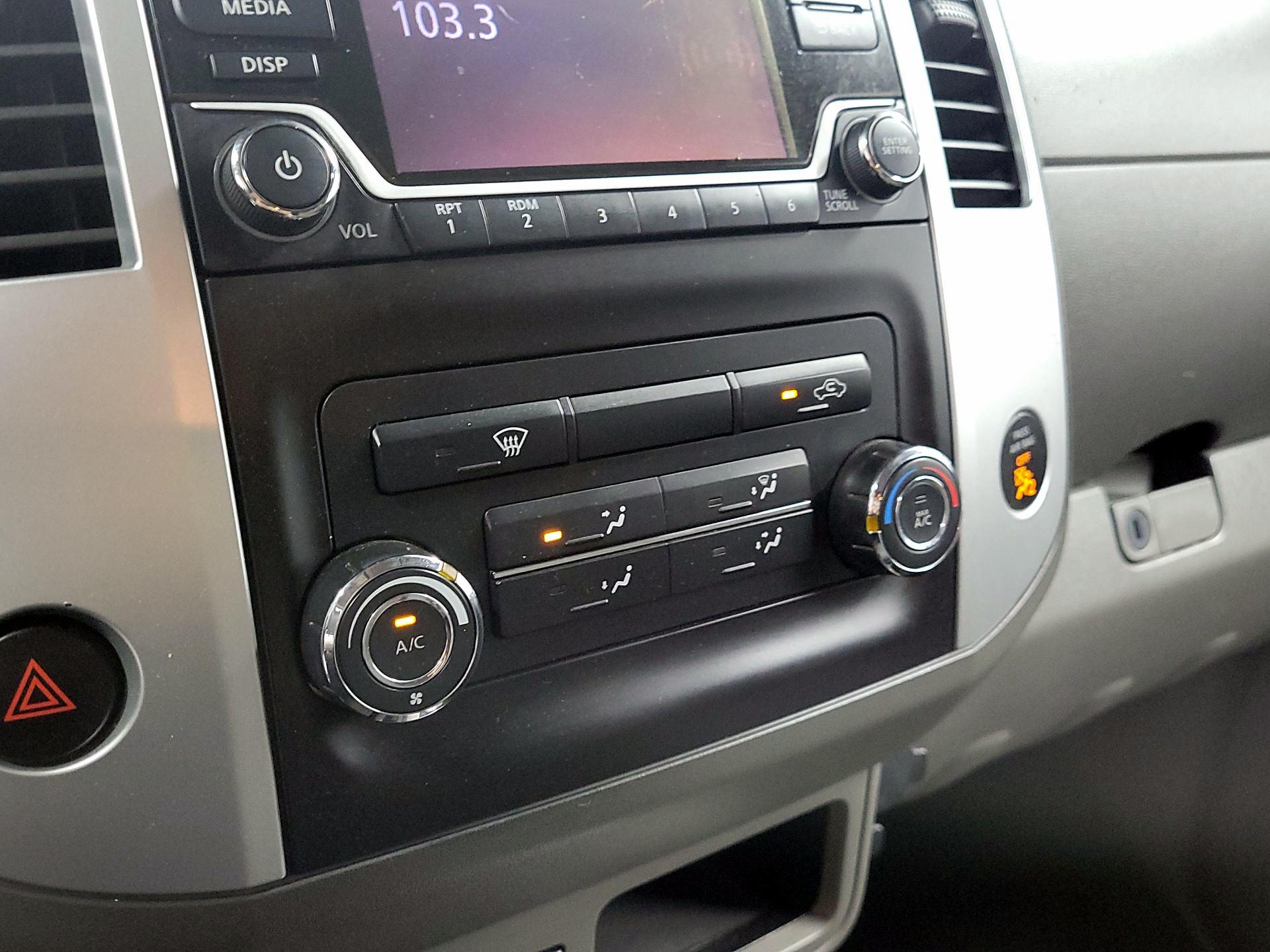 Thumbnail: 2015 Nissan Frontier - 15
