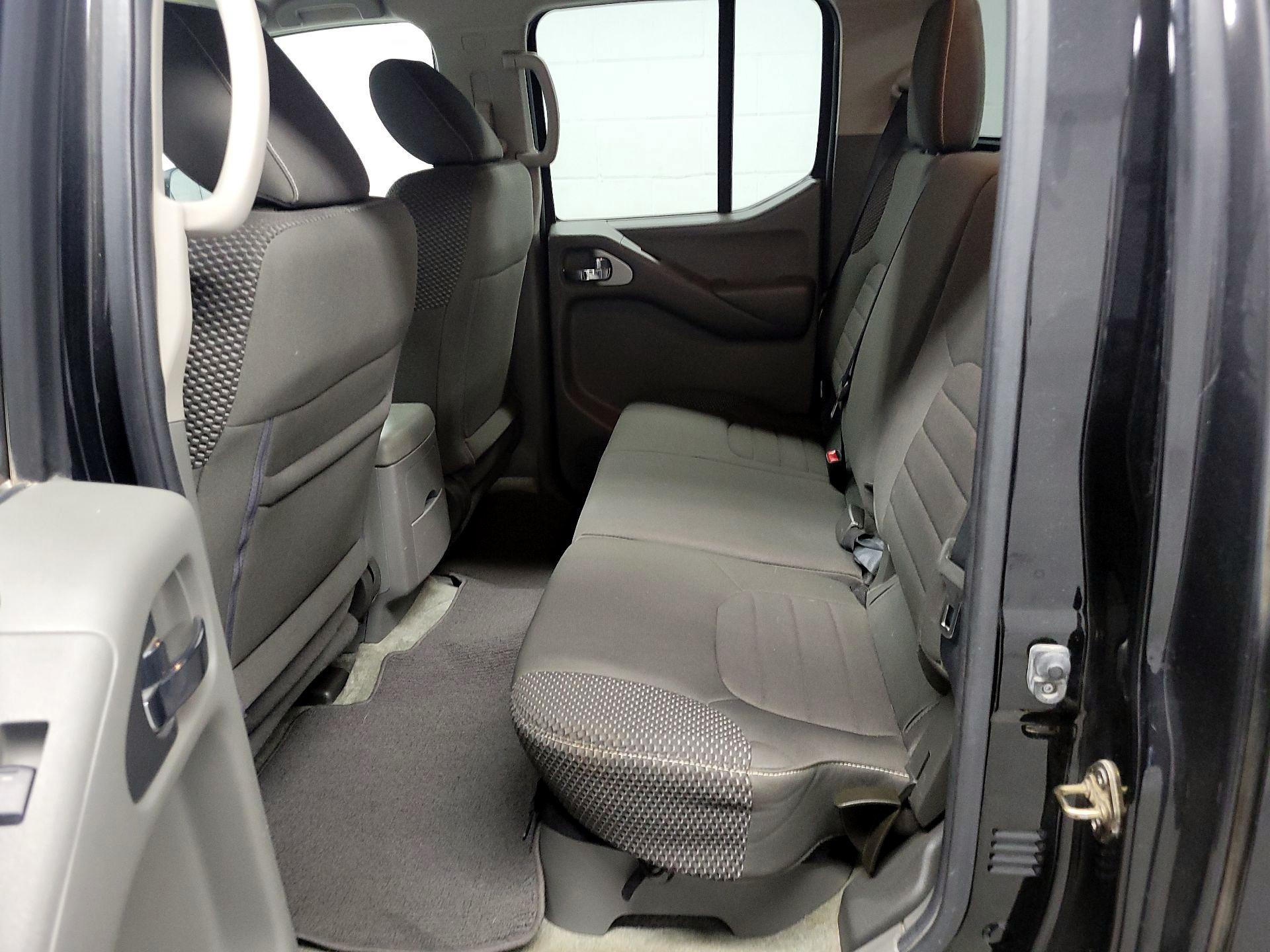 Thumbnail: 2015 Nissan Frontier - 17