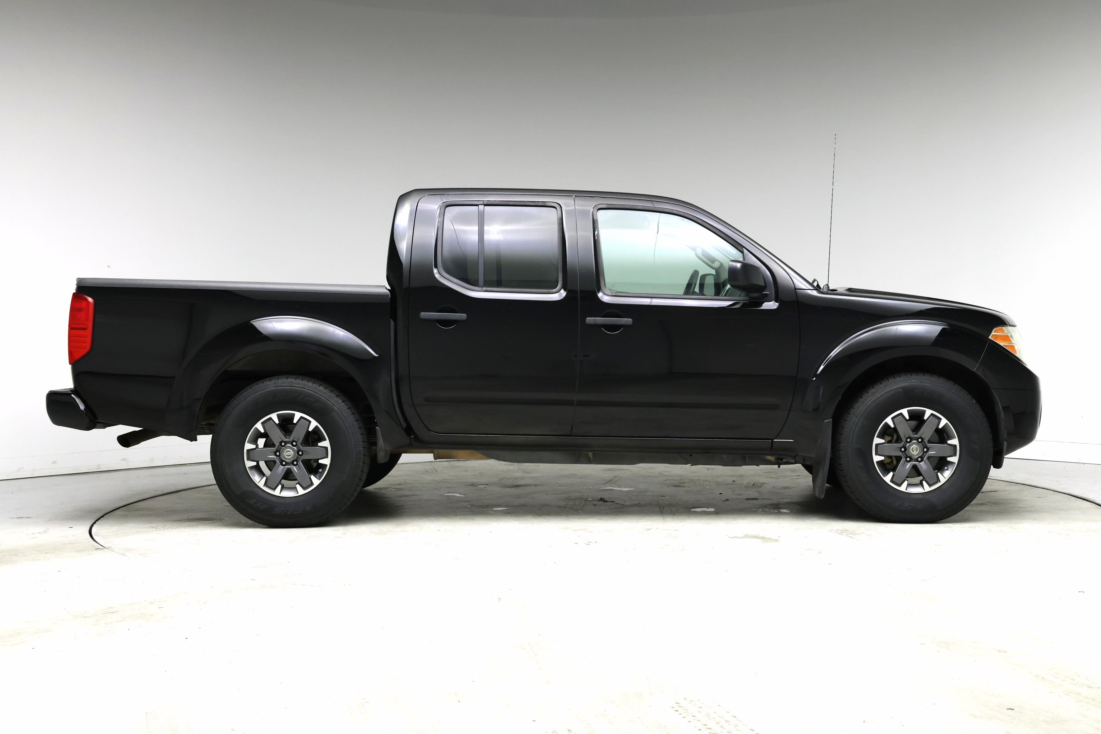 Thumbnail: 2015 Nissan Frontier - 7