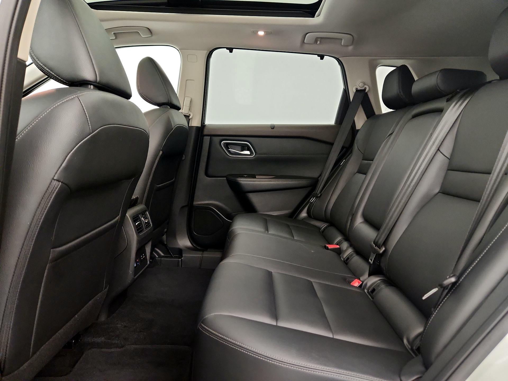 Thumbnail: 2021 Nissan Rogue - 20