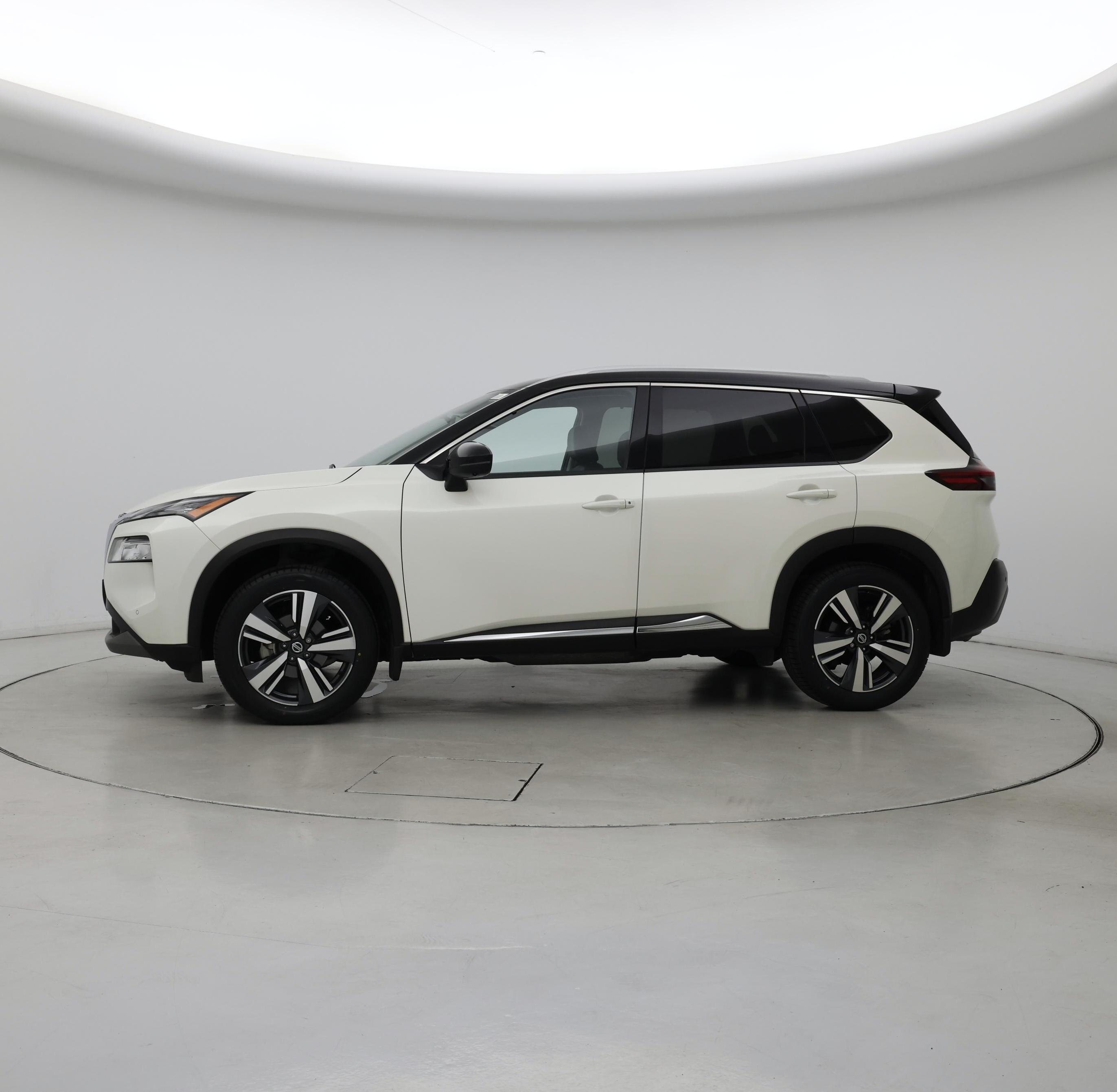 Thumbnail: 2021 Nissan Rogue - 3