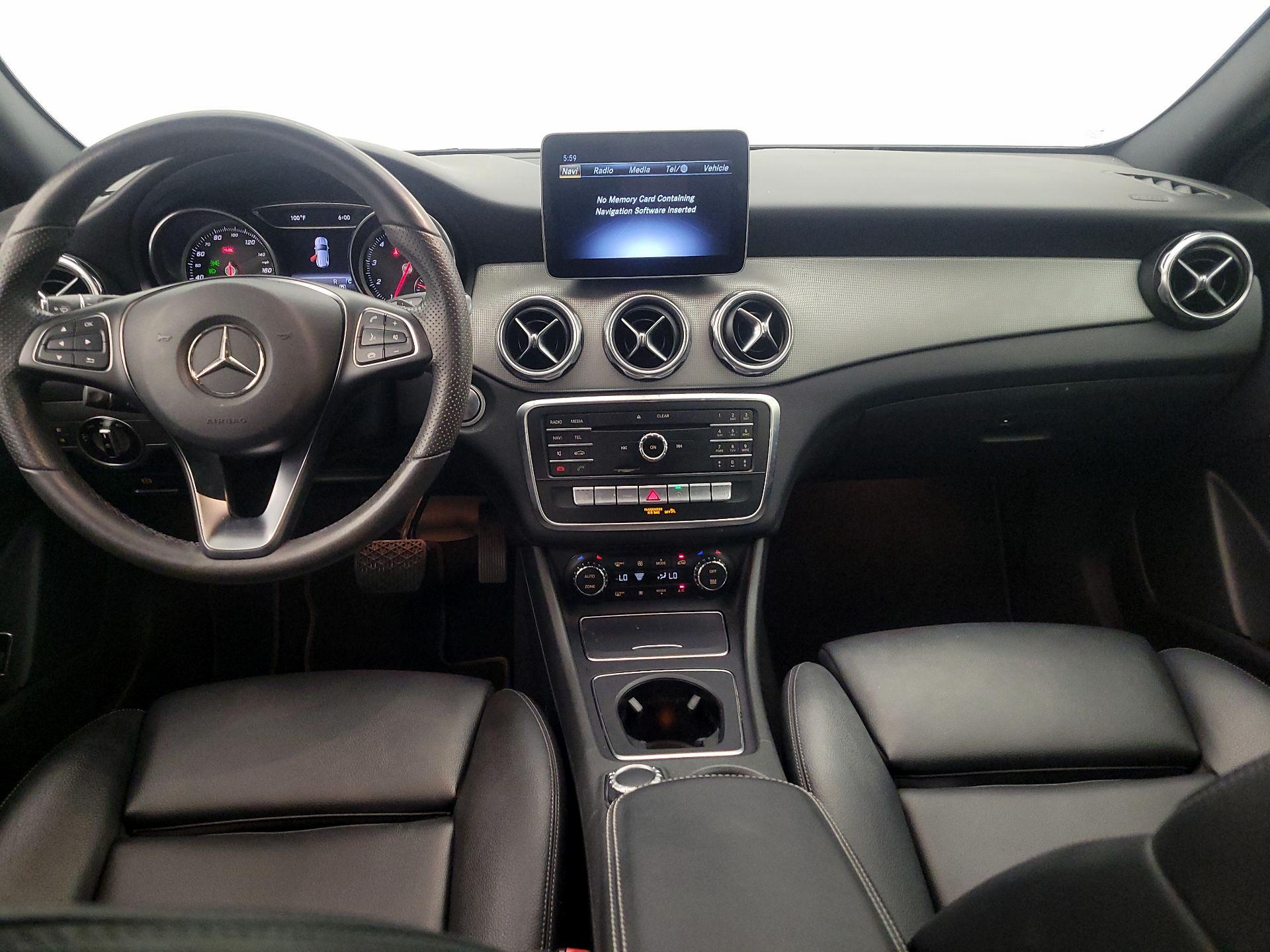 Thumbnail: 2019 Mercedes-Benz GLA - 9