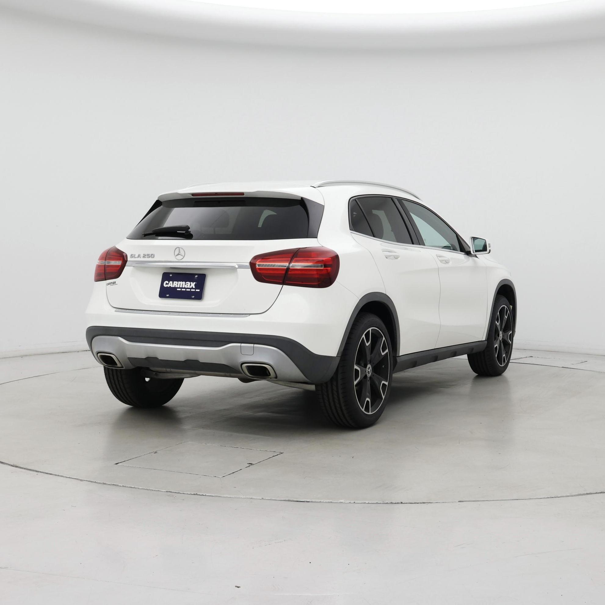 Thumbnail: 2019 Mercedes-Benz GLA - 8