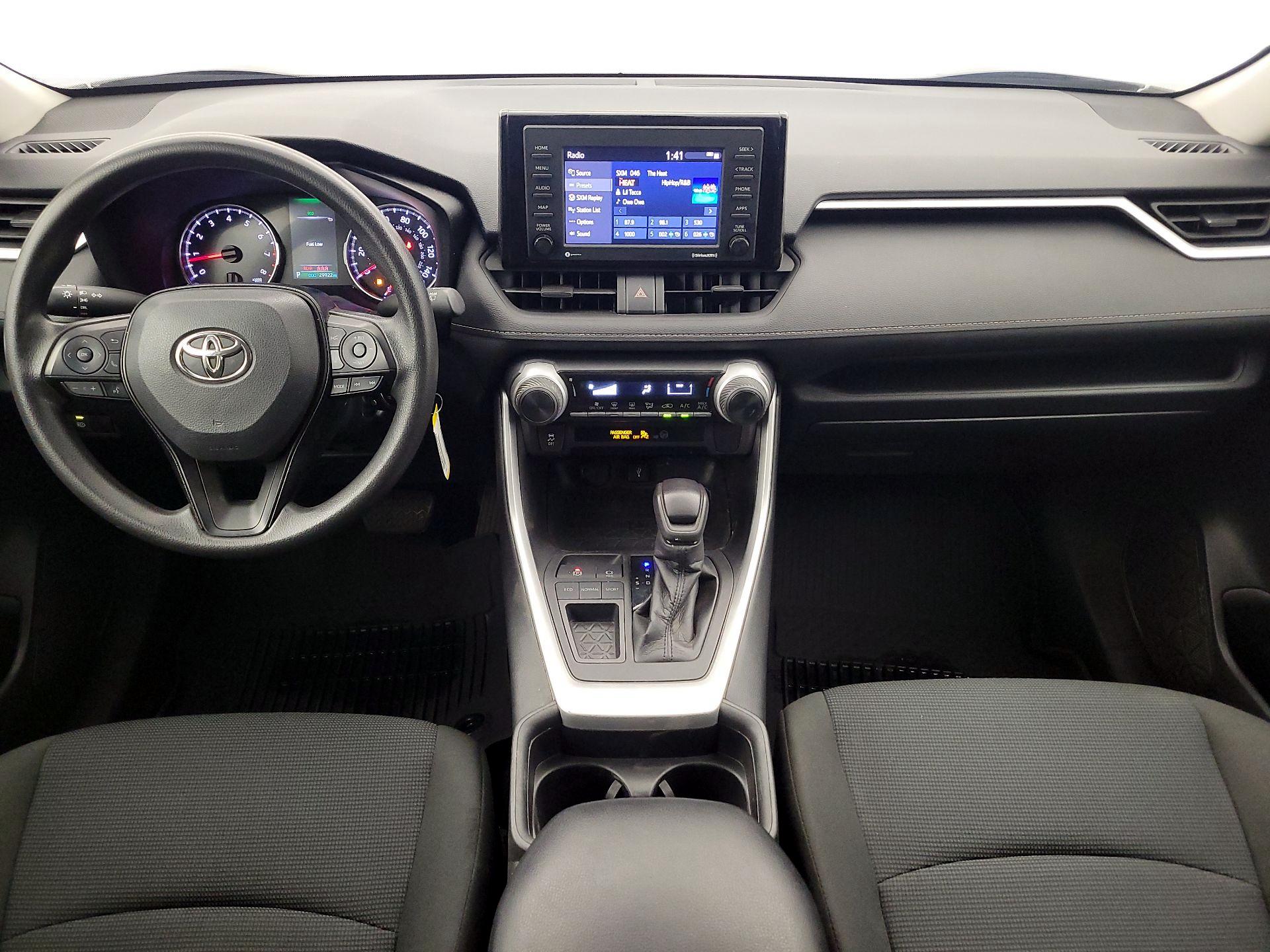 Thumbnail: 2021 Toyota RAV4 - 9
