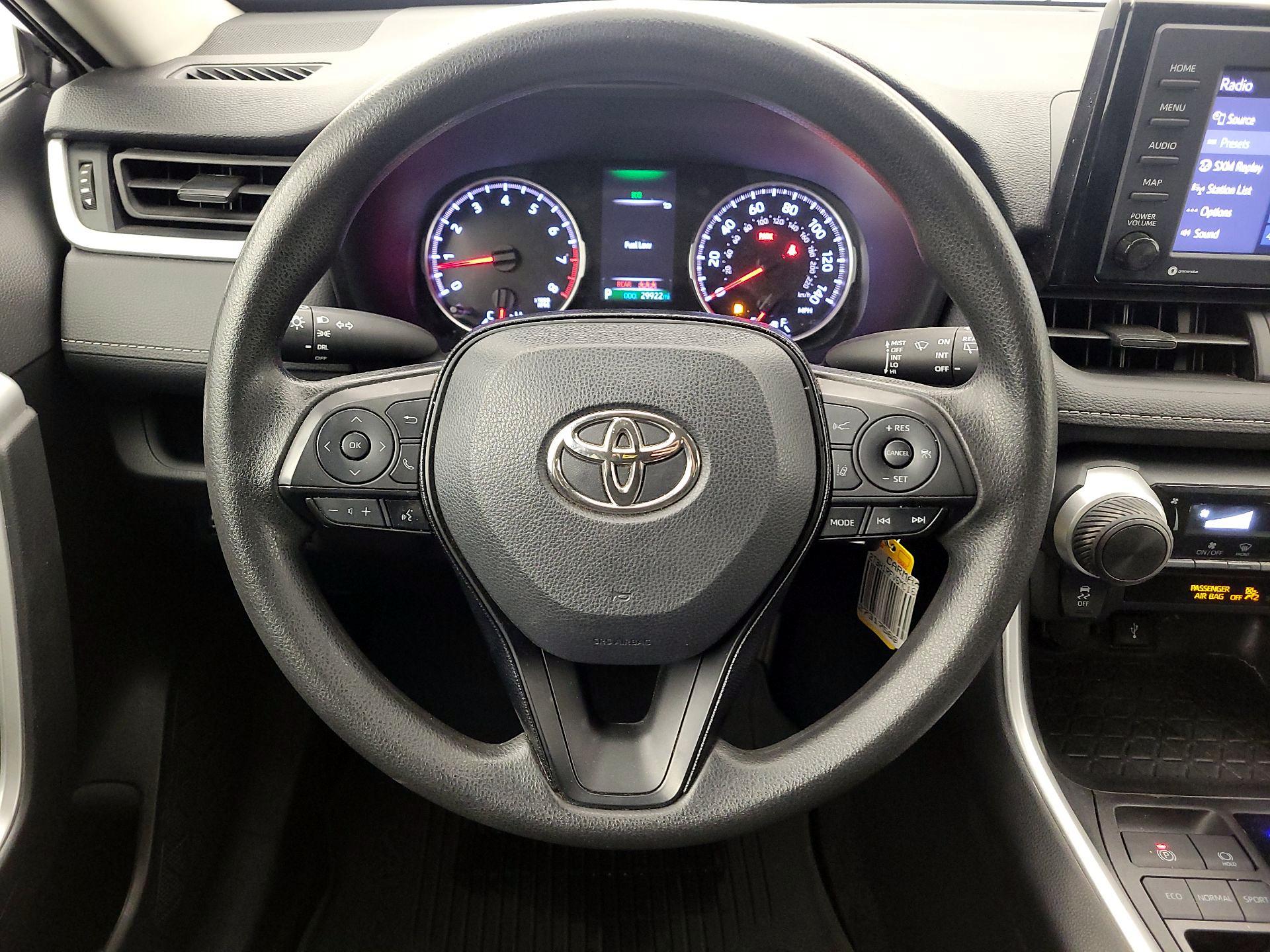 Thumbnail: 2021 Toyota RAV4 - 10