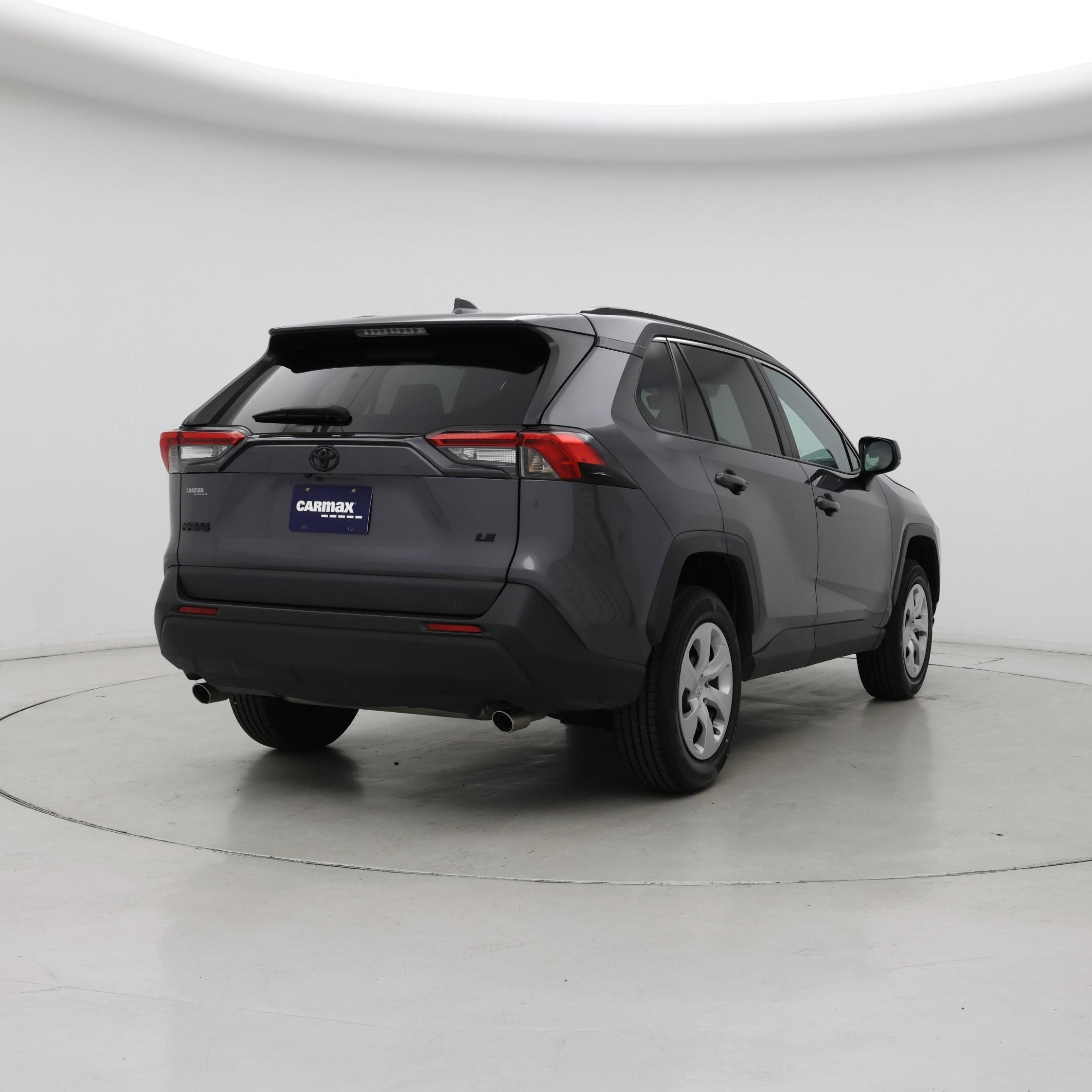 Thumbnail: 2021 Toyota RAV4 - 8