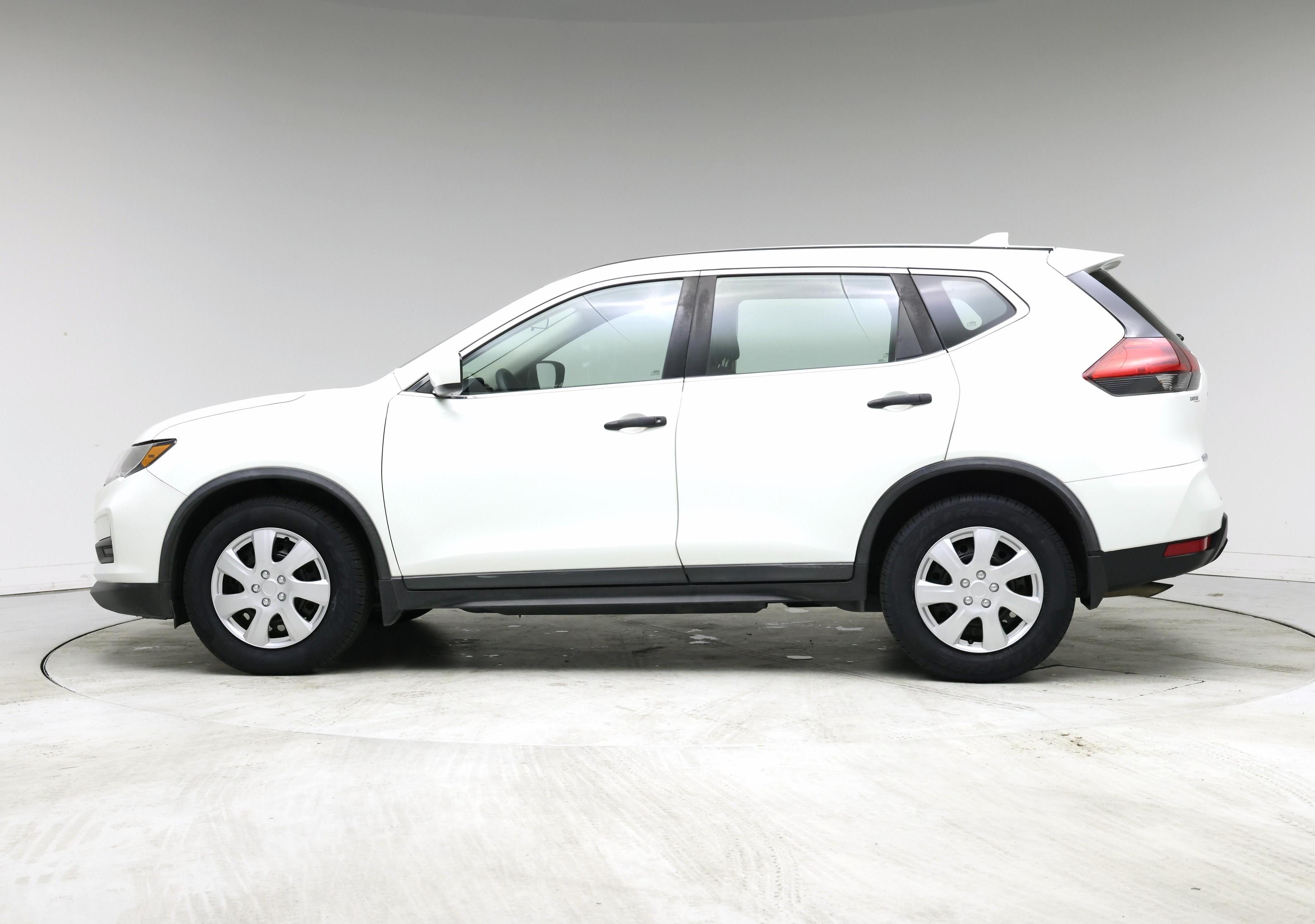 Thumbnail: 2017 Nissan Rogue - 3
