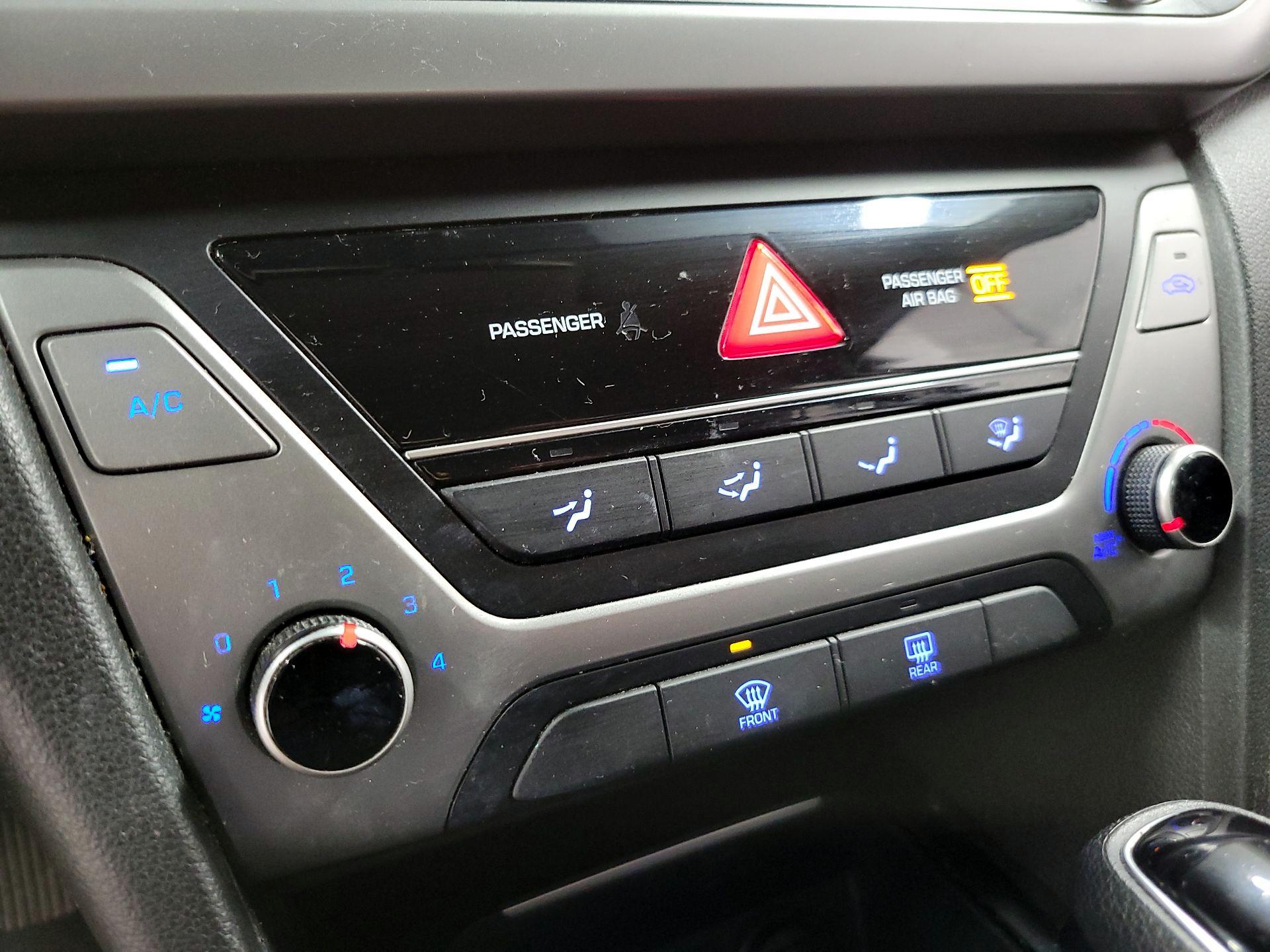 Thumbnail: 2018 Hyundai Elantra - 16