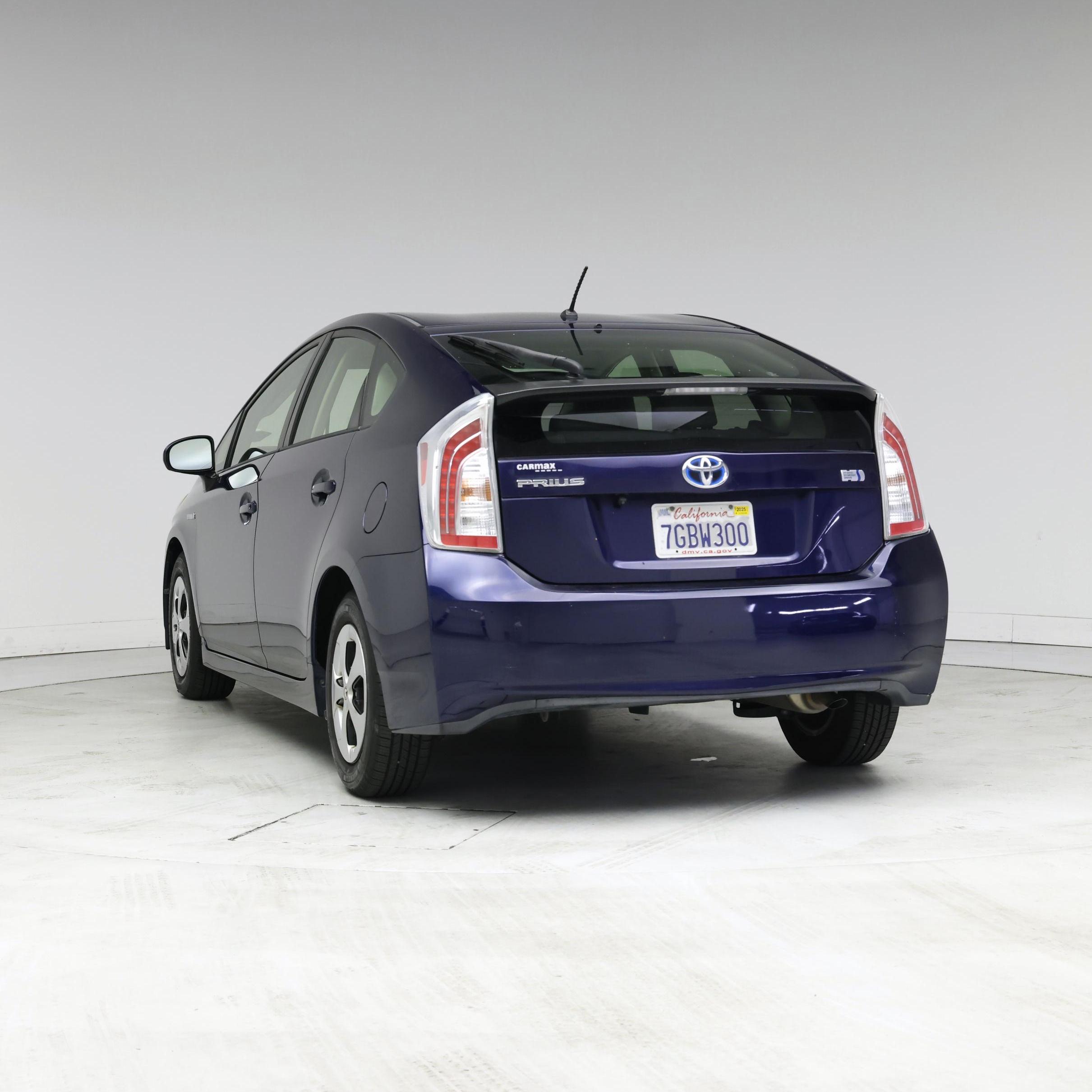 Thumbnail: 2014 Toyota Prius - 2