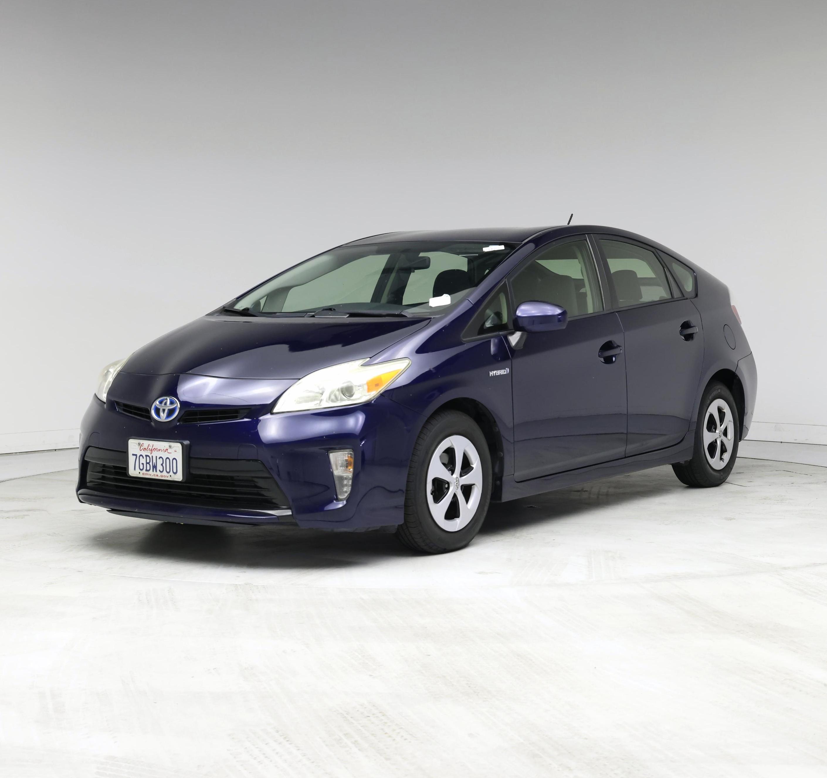 Thumbnail: 2014 Toyota Prius - 4
