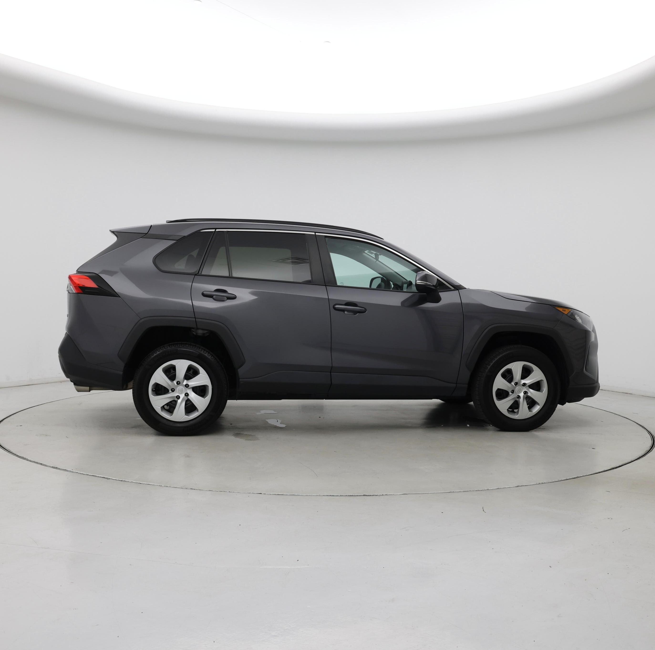 Thumbnail: 2020 Toyota RAV4 - 7