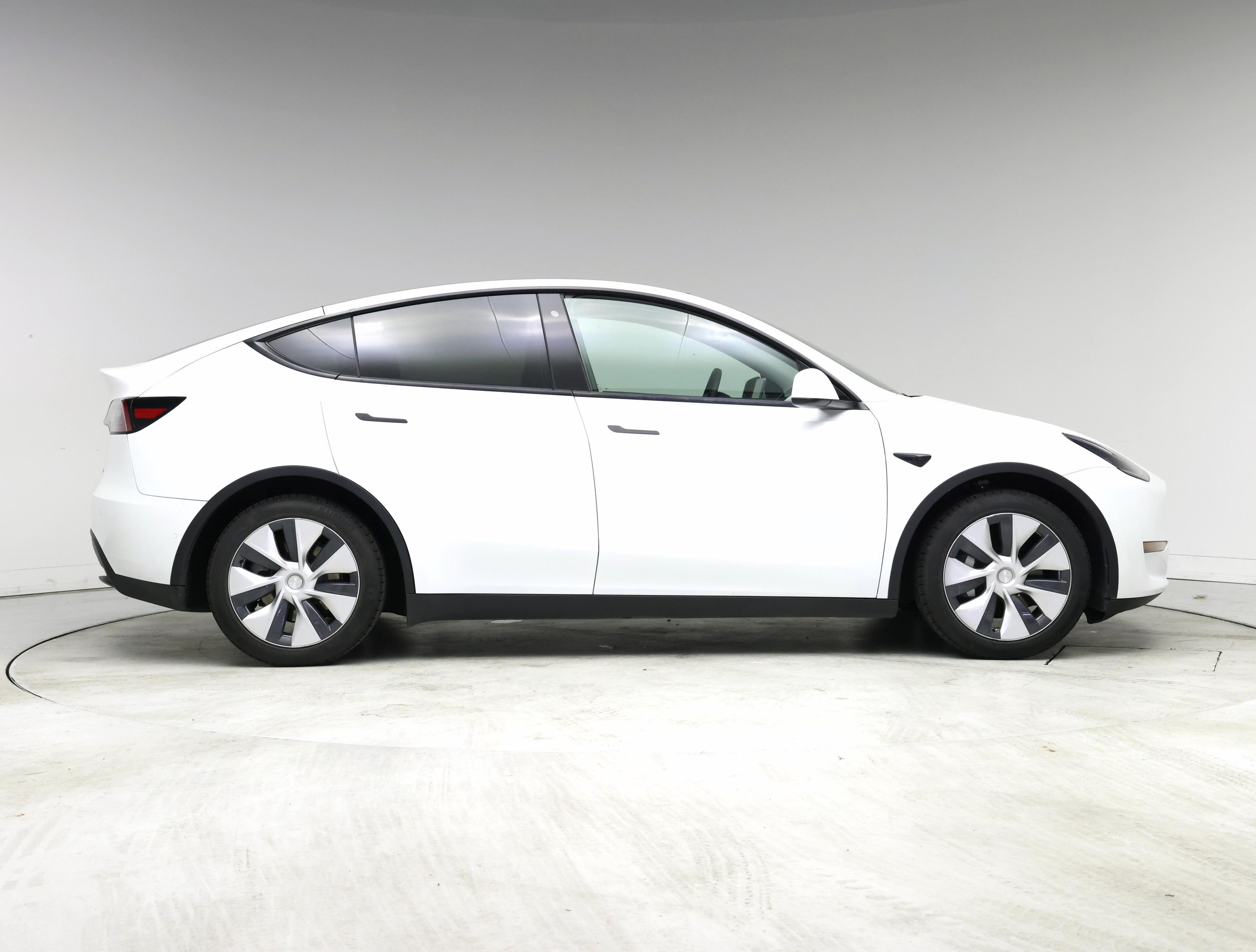 Thumbnail: 2020 Tesla Model Y - 7