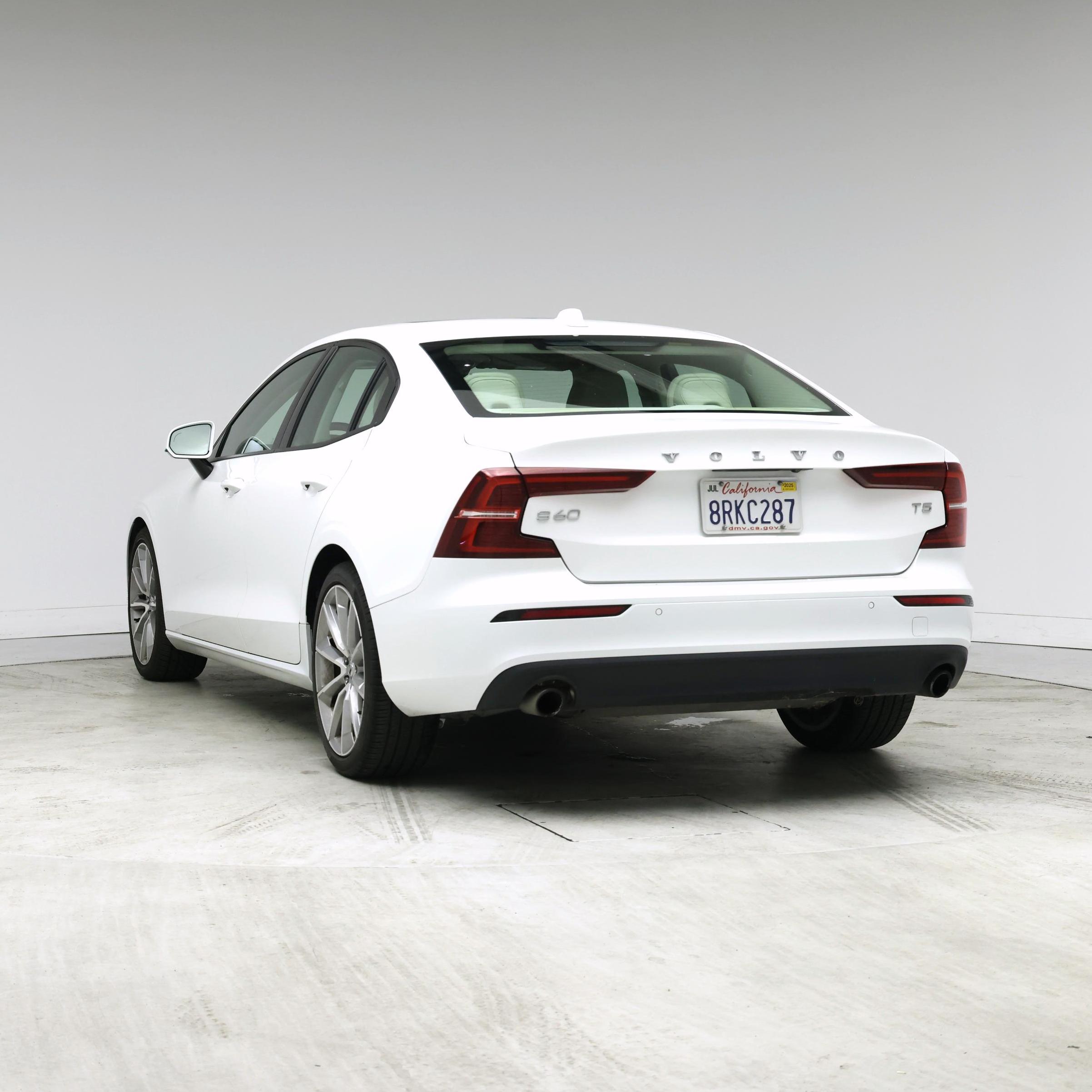 Thumbnail: 2020 Volvo S60 - 2