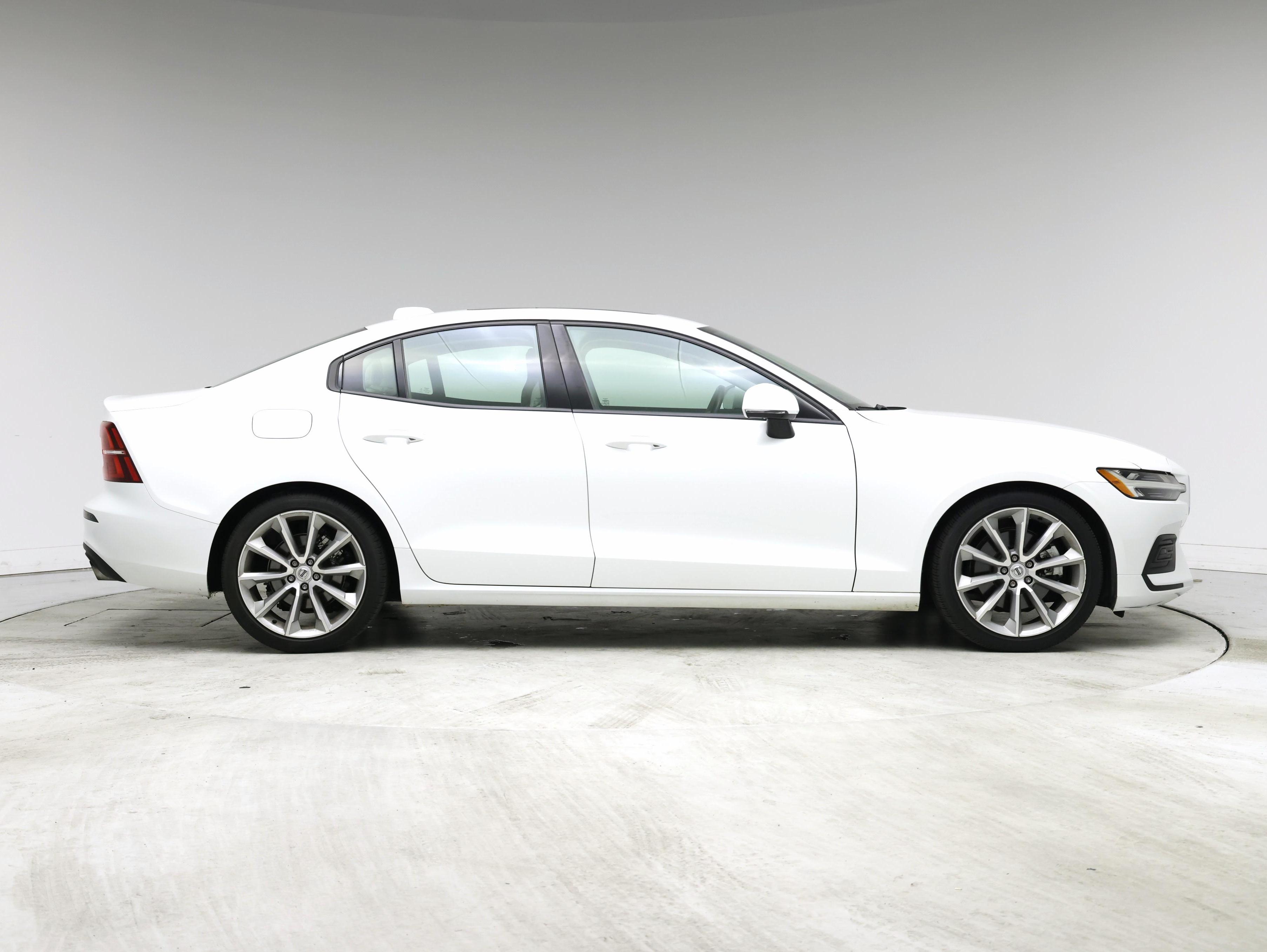 Thumbnail: 2020 Volvo S60 - 7