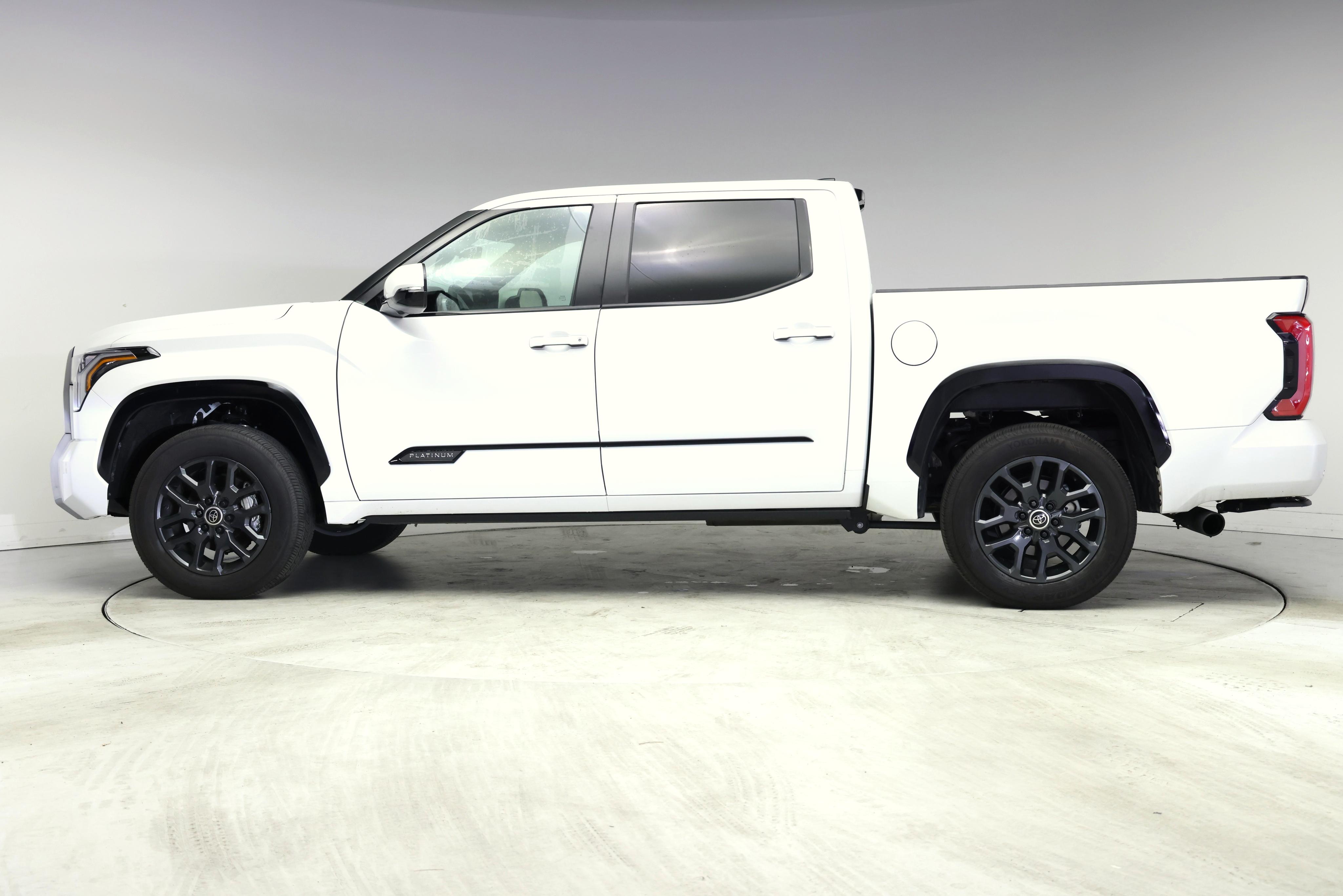 Thumbnail: 2024 Toyota Tundra - 3