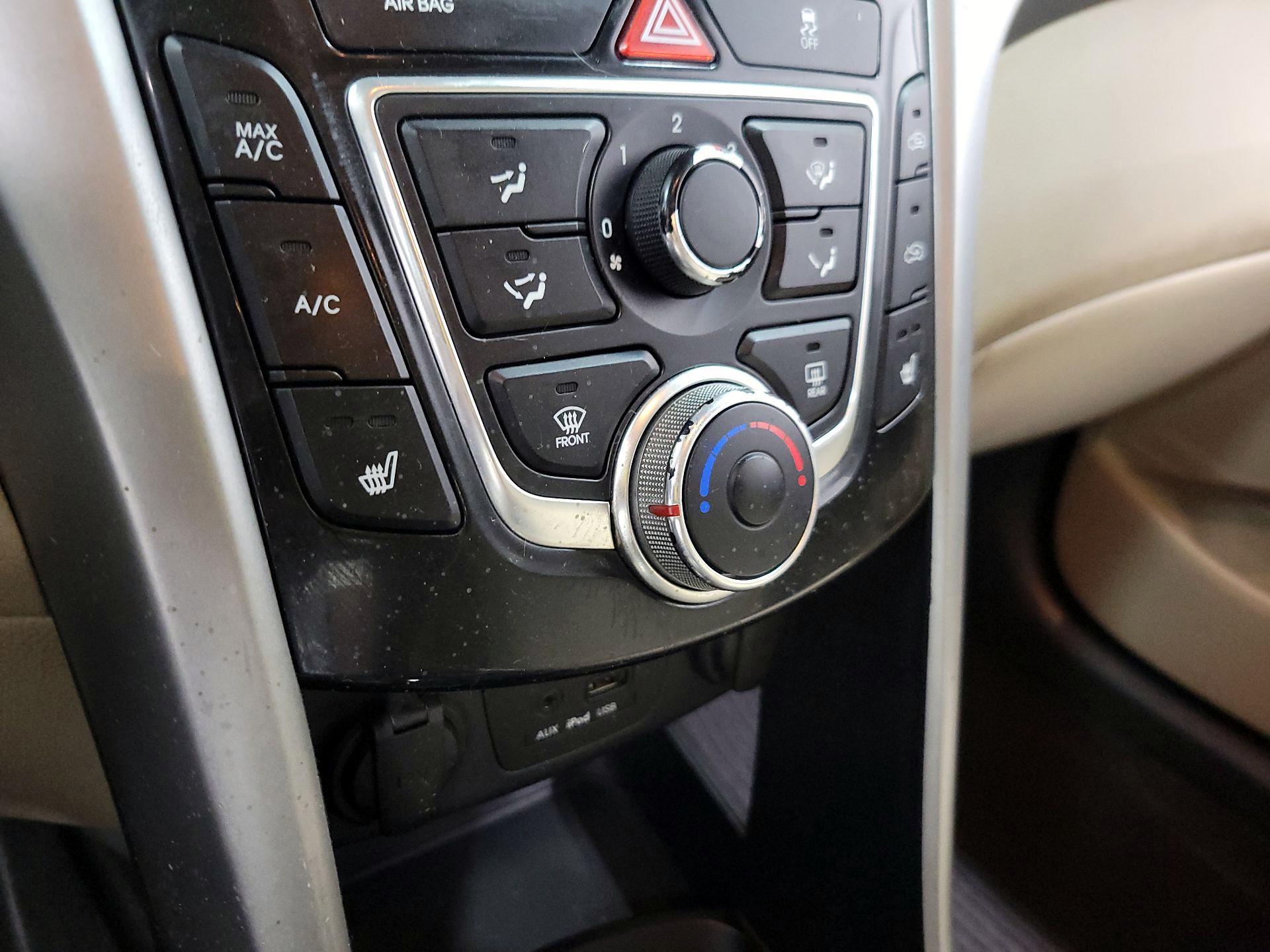Thumbnail: 2014 Hyundai Elantra - 15
