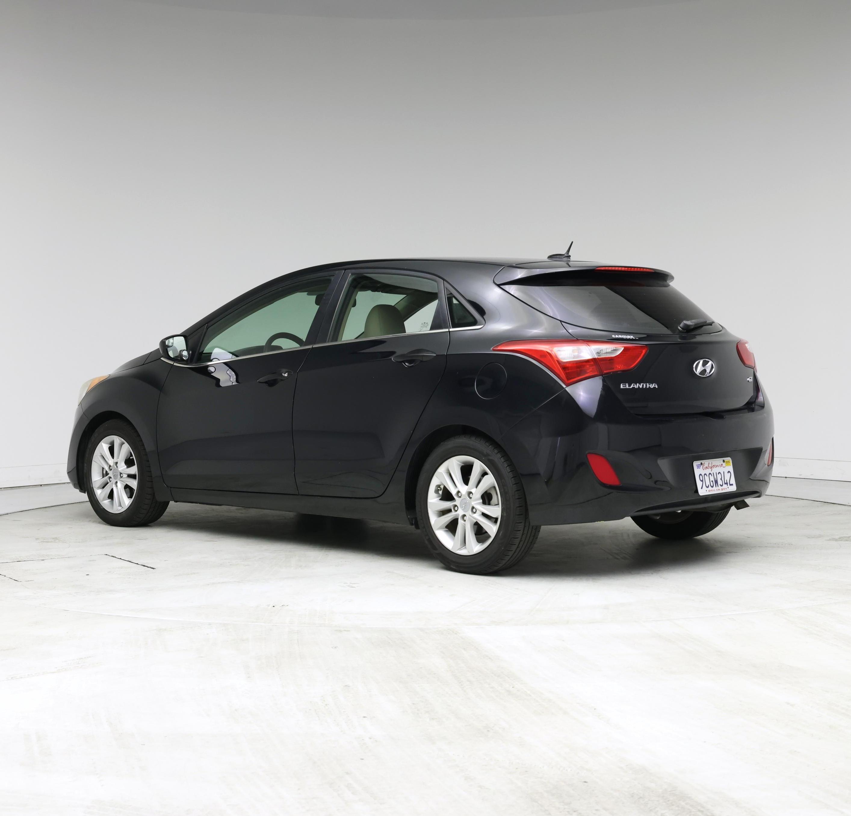 Thumbnail: 2014 Hyundai Elantra - 2