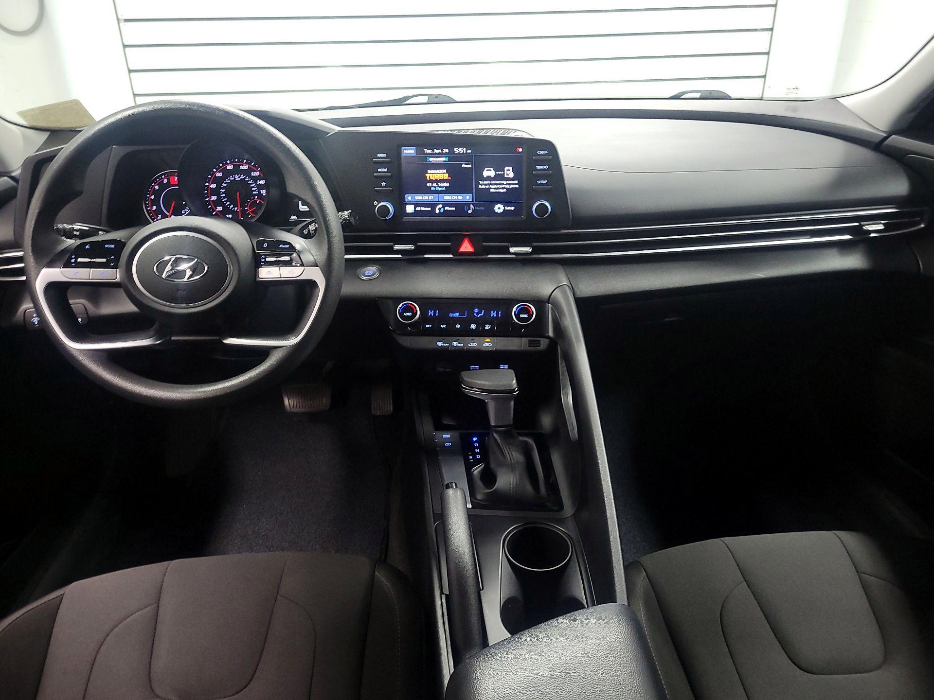 Thumbnail: 2021 Hyundai Elantra - 9