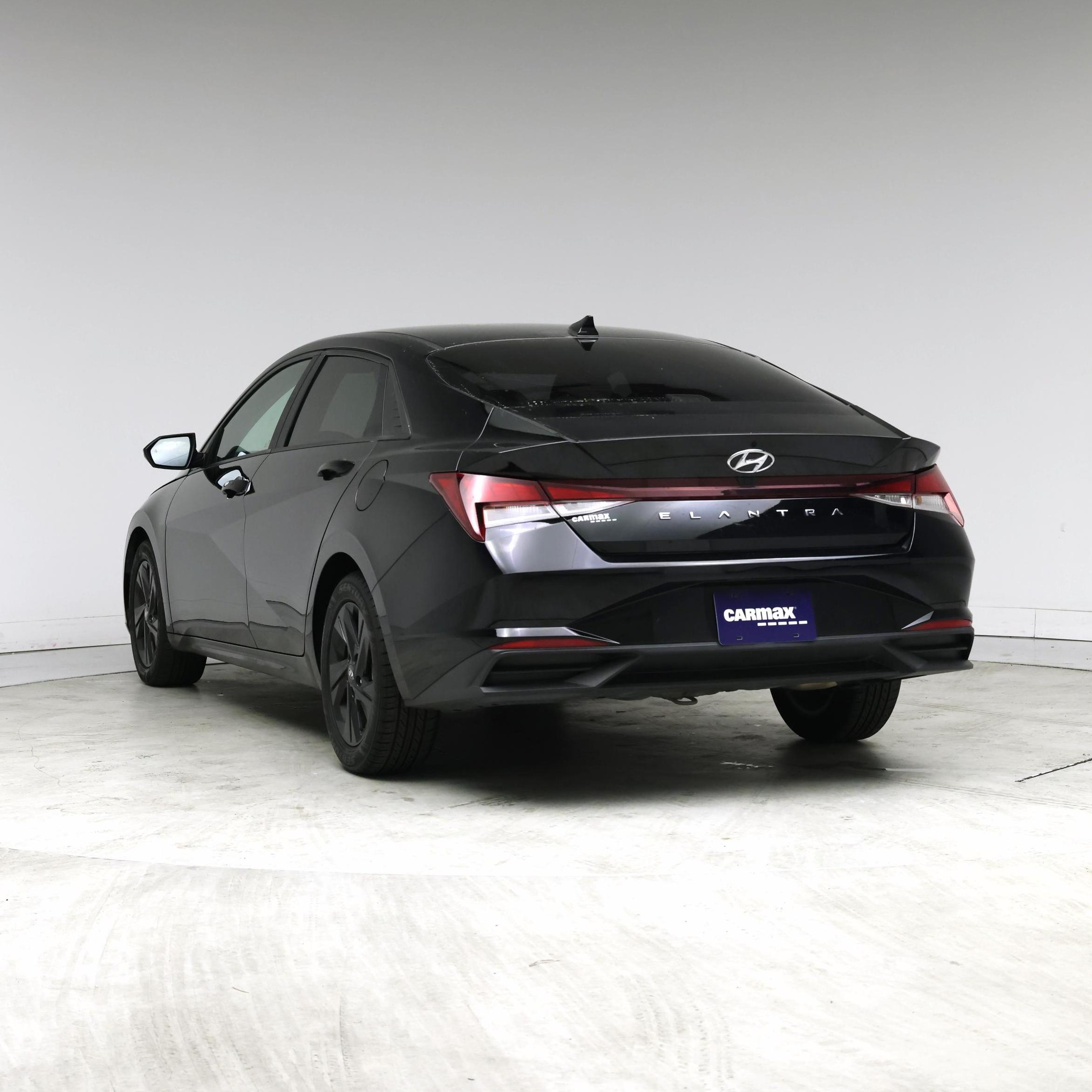 Thumbnail: 2021 Hyundai Elantra - 2