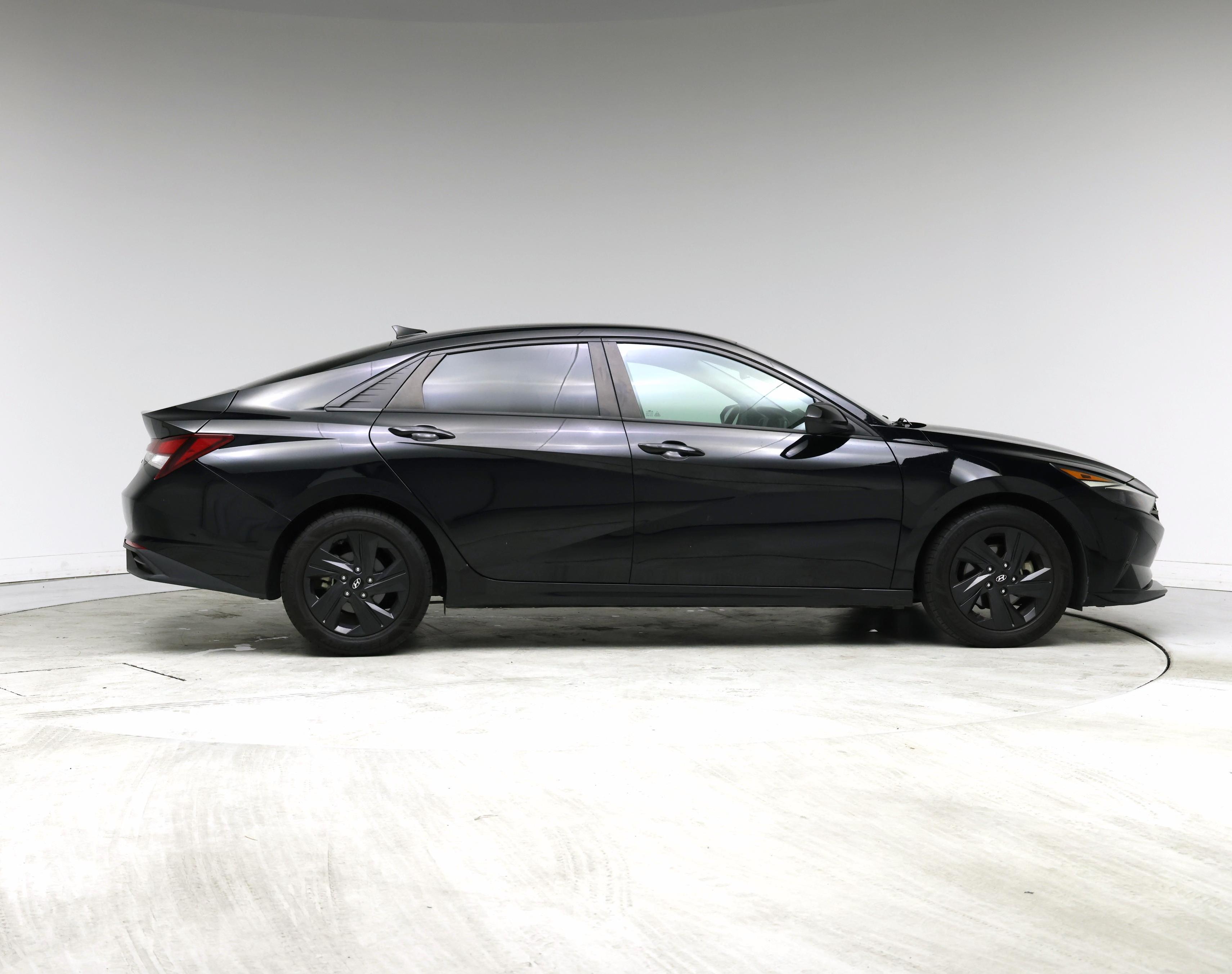 Thumbnail: 2021 Hyundai Elantra - 7