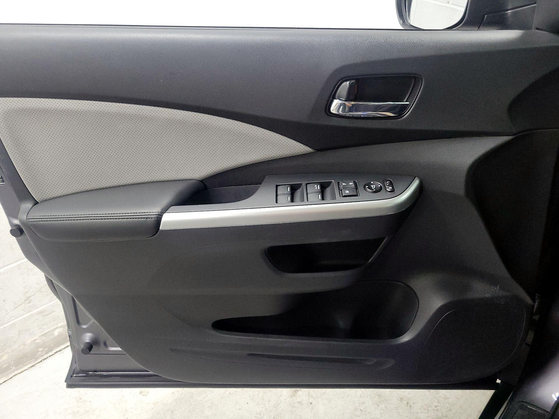 Thumbnail: 2016 Honda CR-V - 12