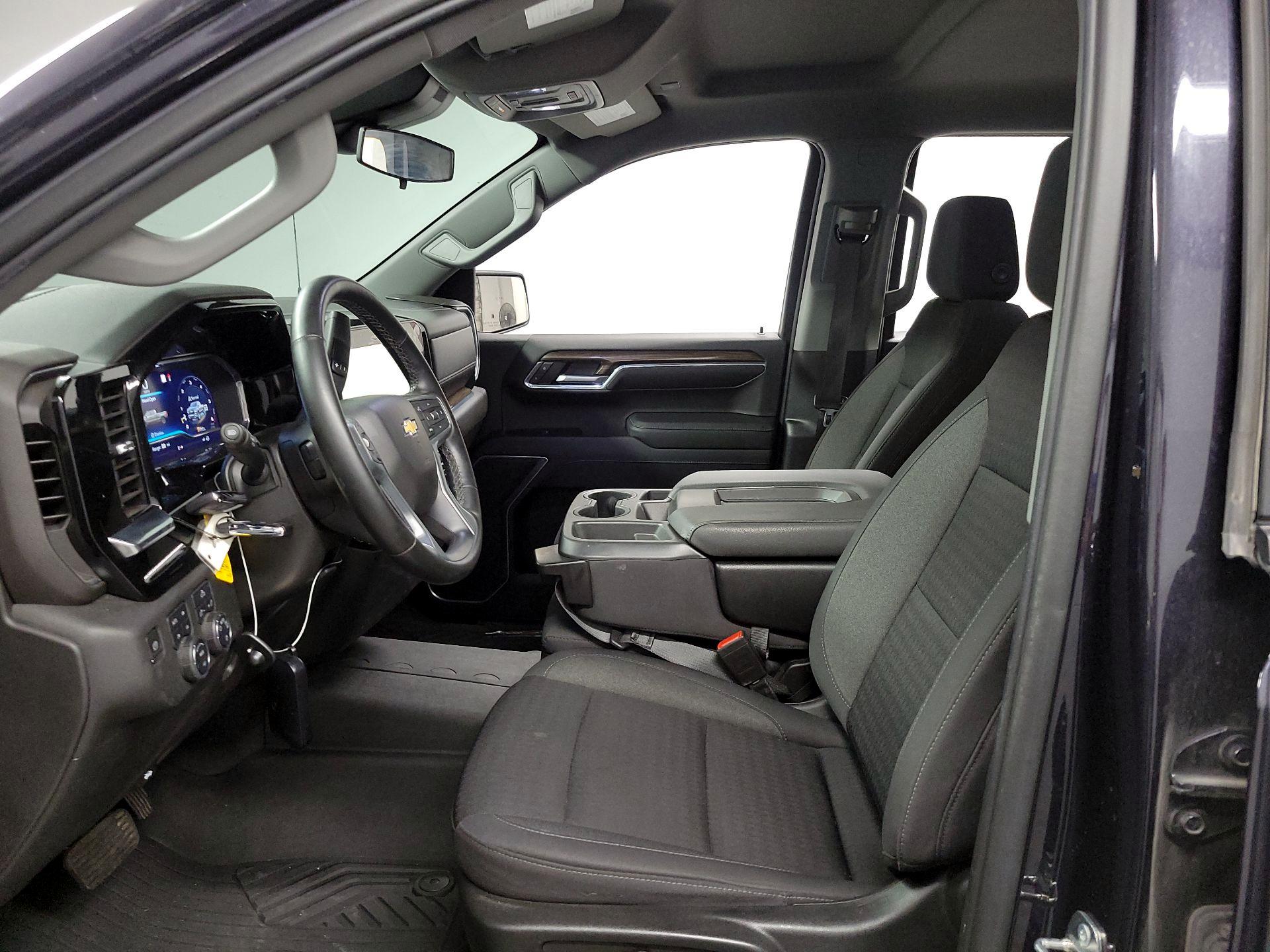 Thumbnail: 2023 Chevrolet Silverado 1500 - 11