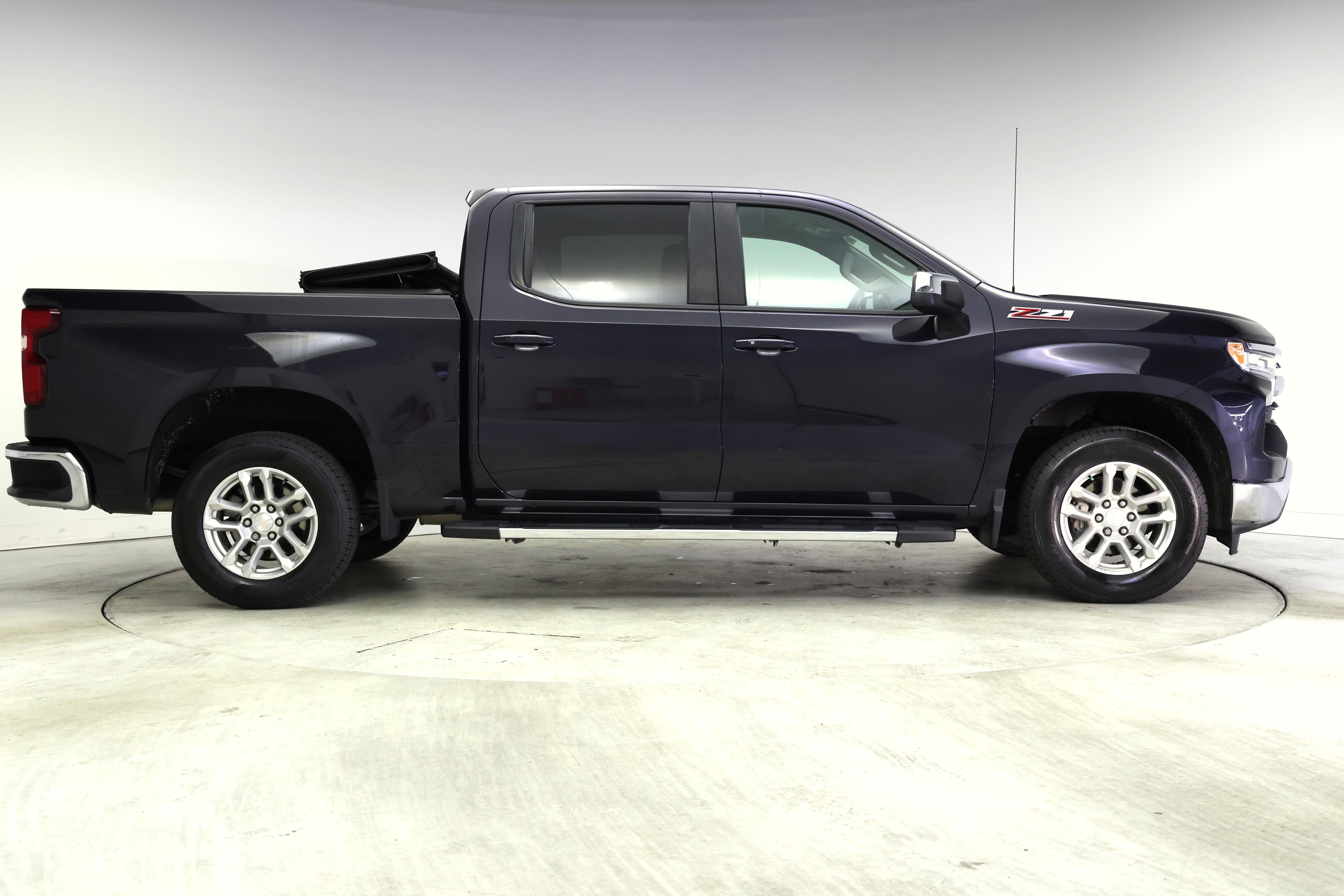 Thumbnail: 2023 Chevrolet Silverado 1500 - 7