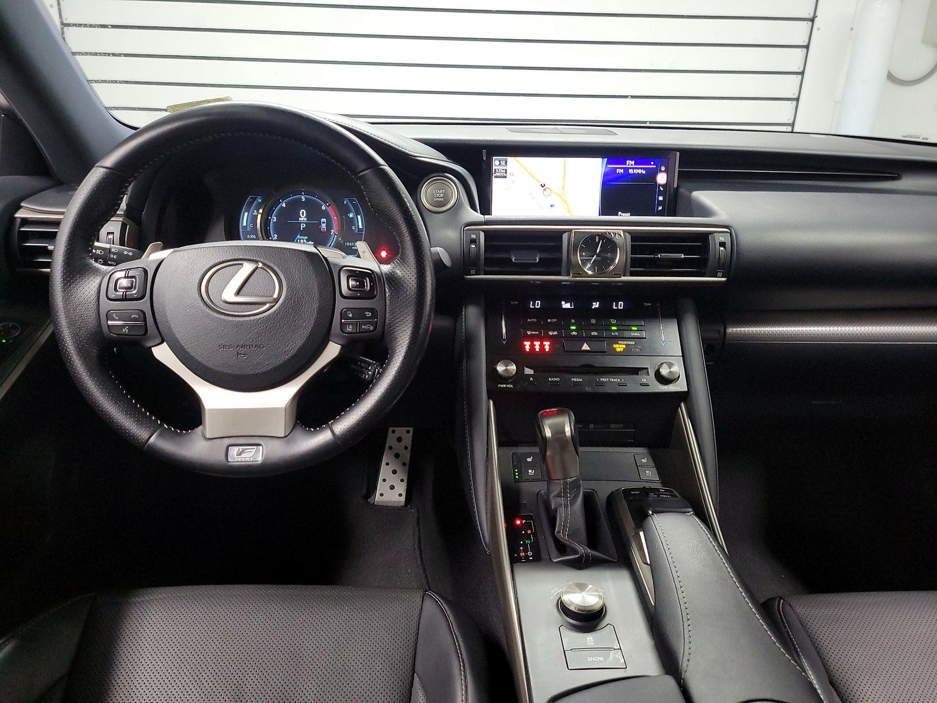 Thumbnail: 2017 Lexus IS - 9