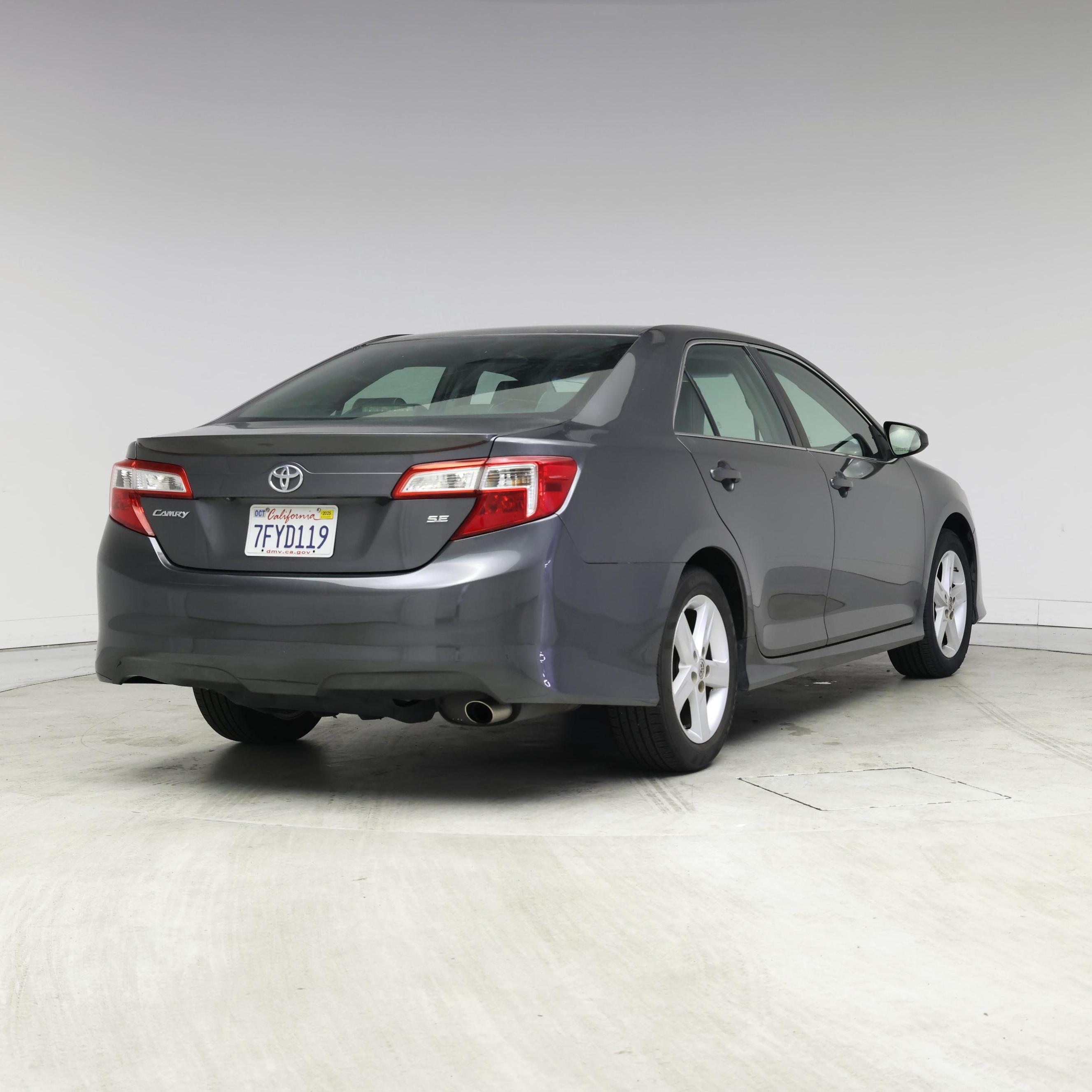 Thumbnail: 2014 Toyota Camry - 8