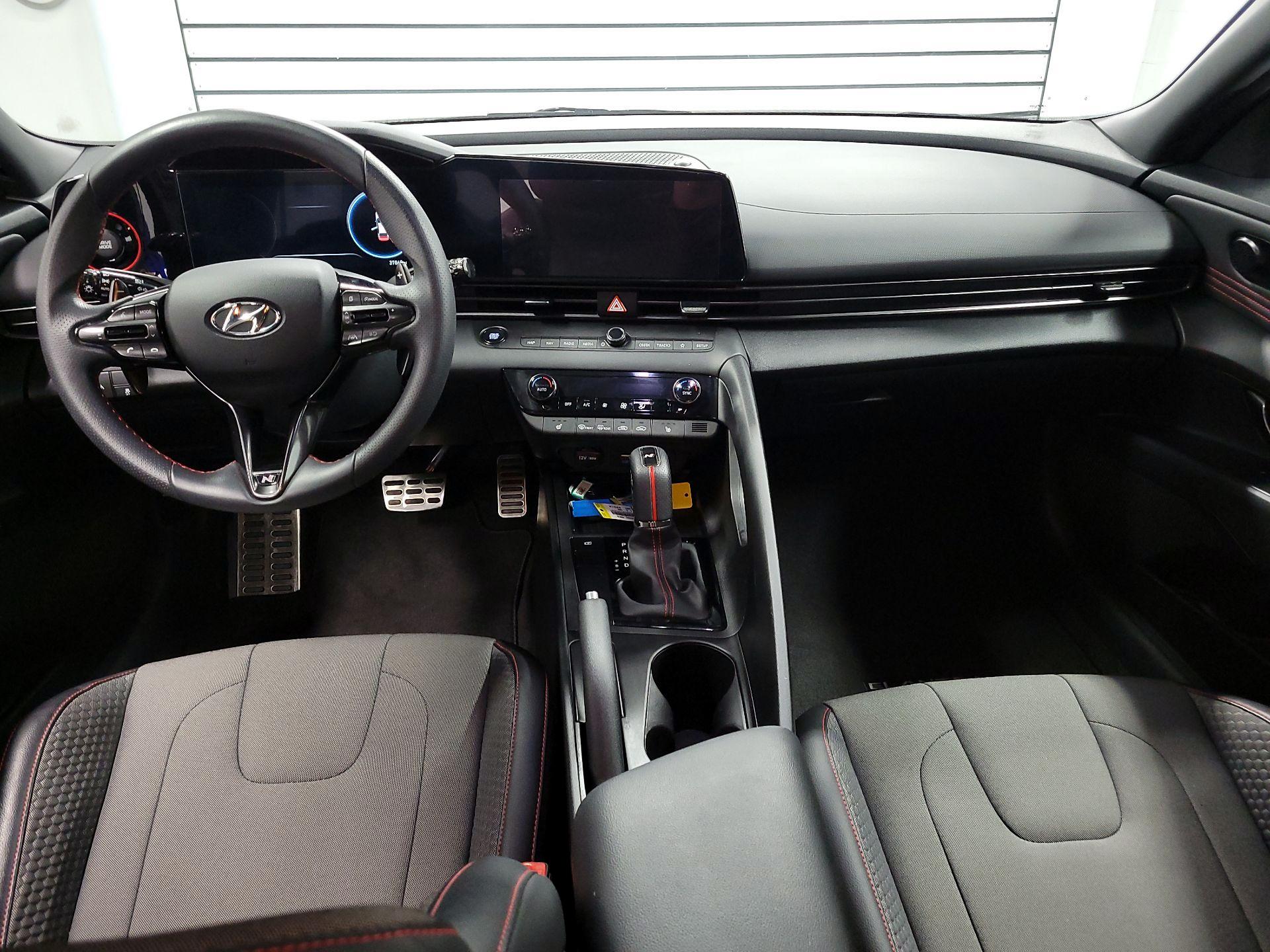 Thumbnail: 2023 Hyundai Elantra - 9