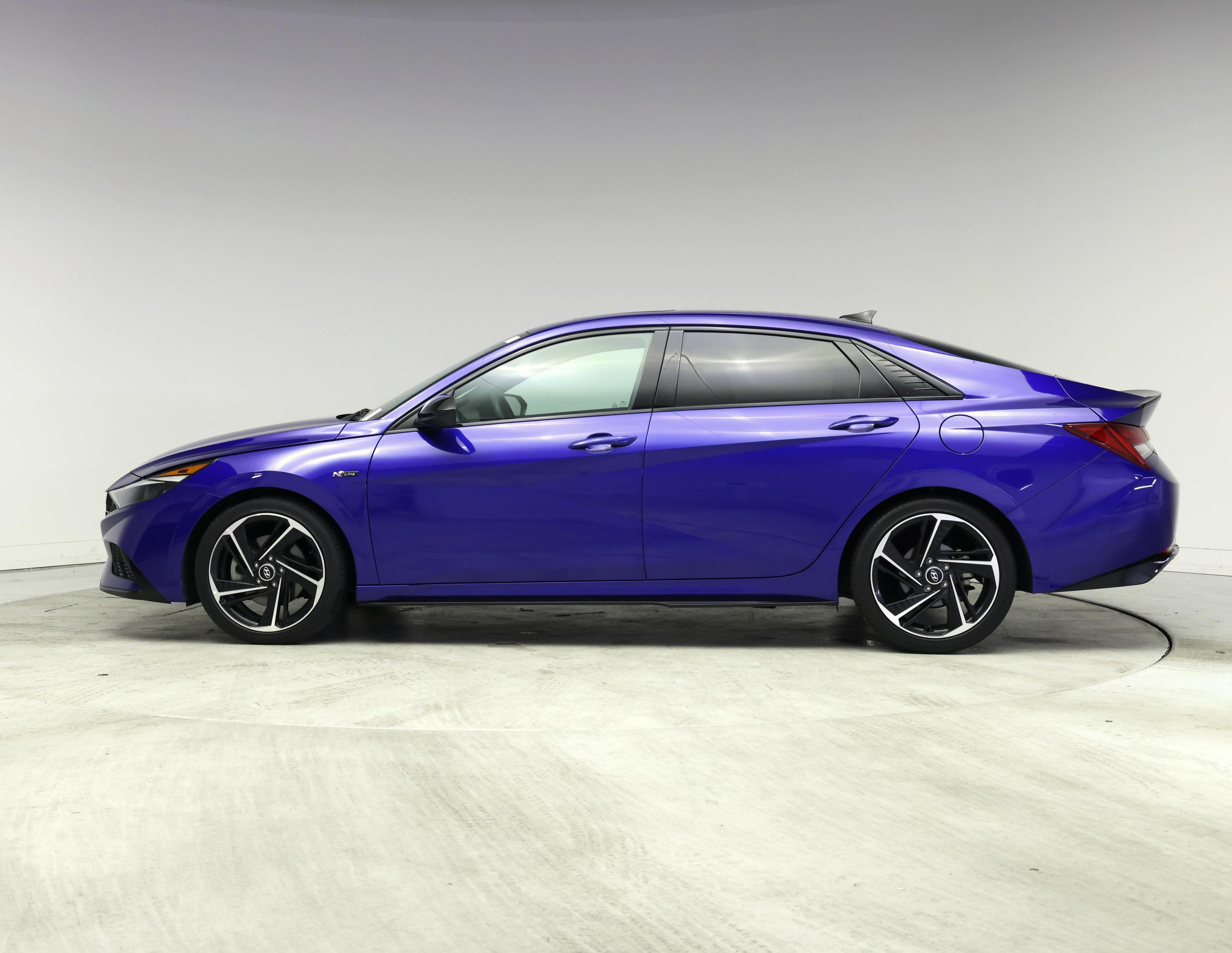 Thumbnail: 2023 Hyundai Elantra - 3