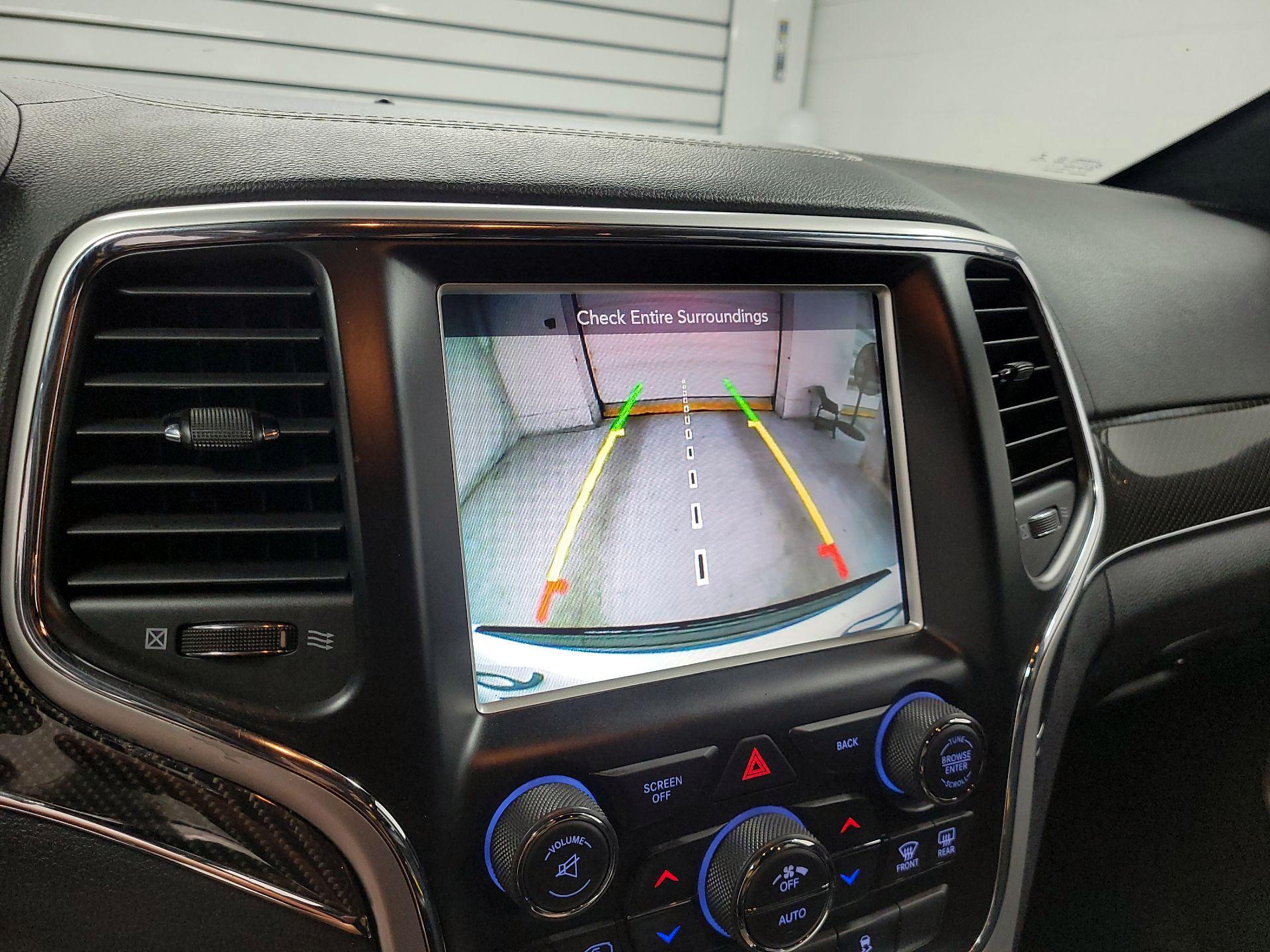 Thumbnail: 2015 Jeep Grand Cherokee - 15