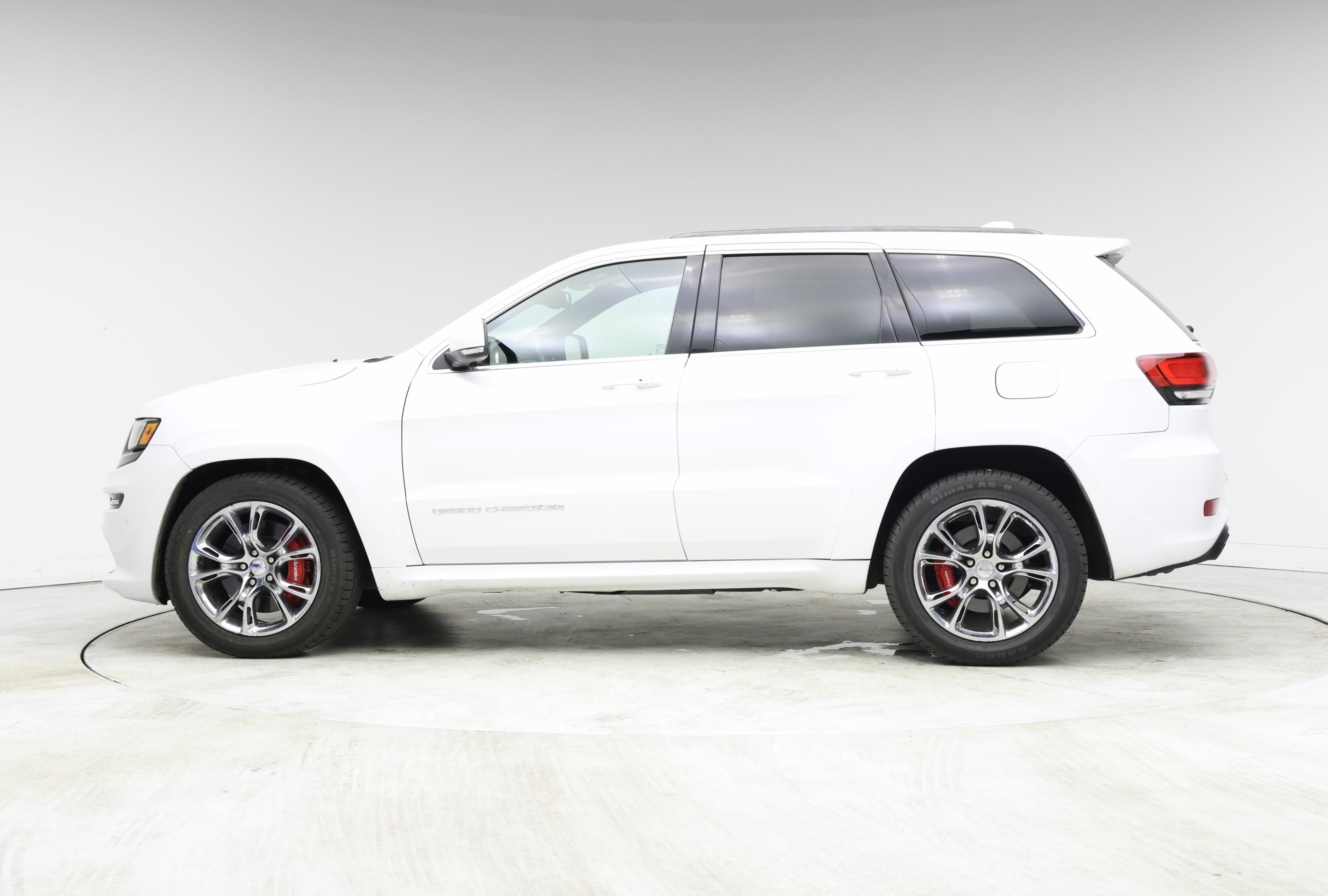Thumbnail: 2015 Jeep Grand Cherokee - 3