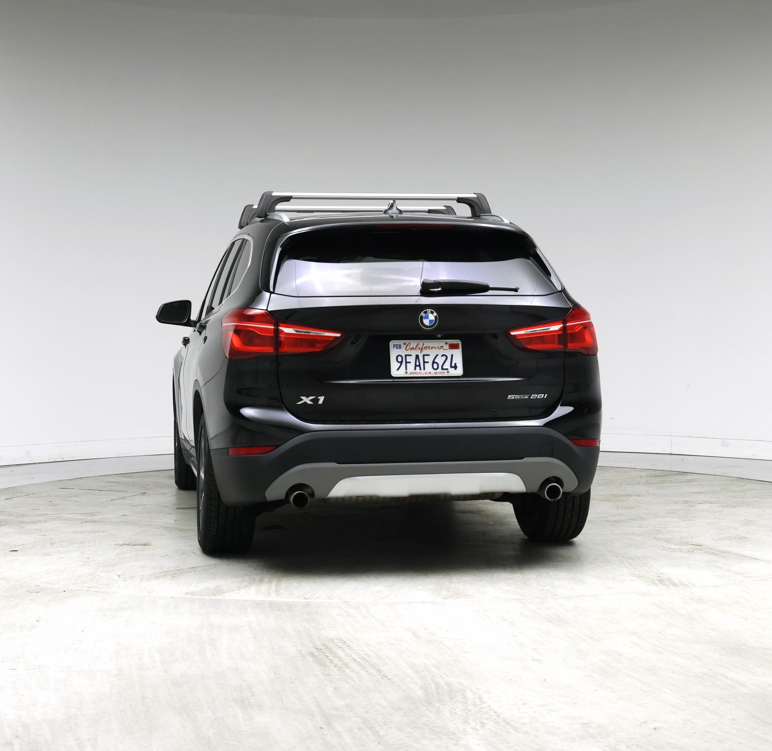 Thumbnail: 2018 BMW X1 - 6