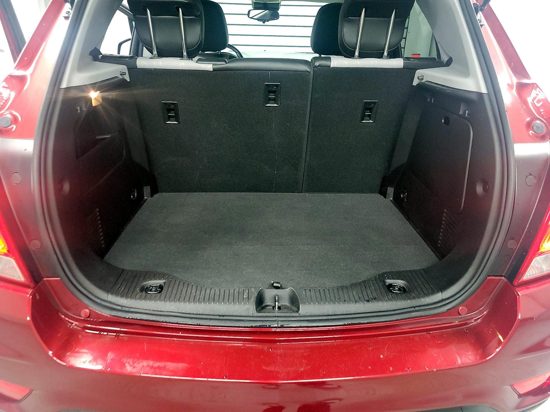 Thumbnail: 2019 Chevrolet Trax - 20