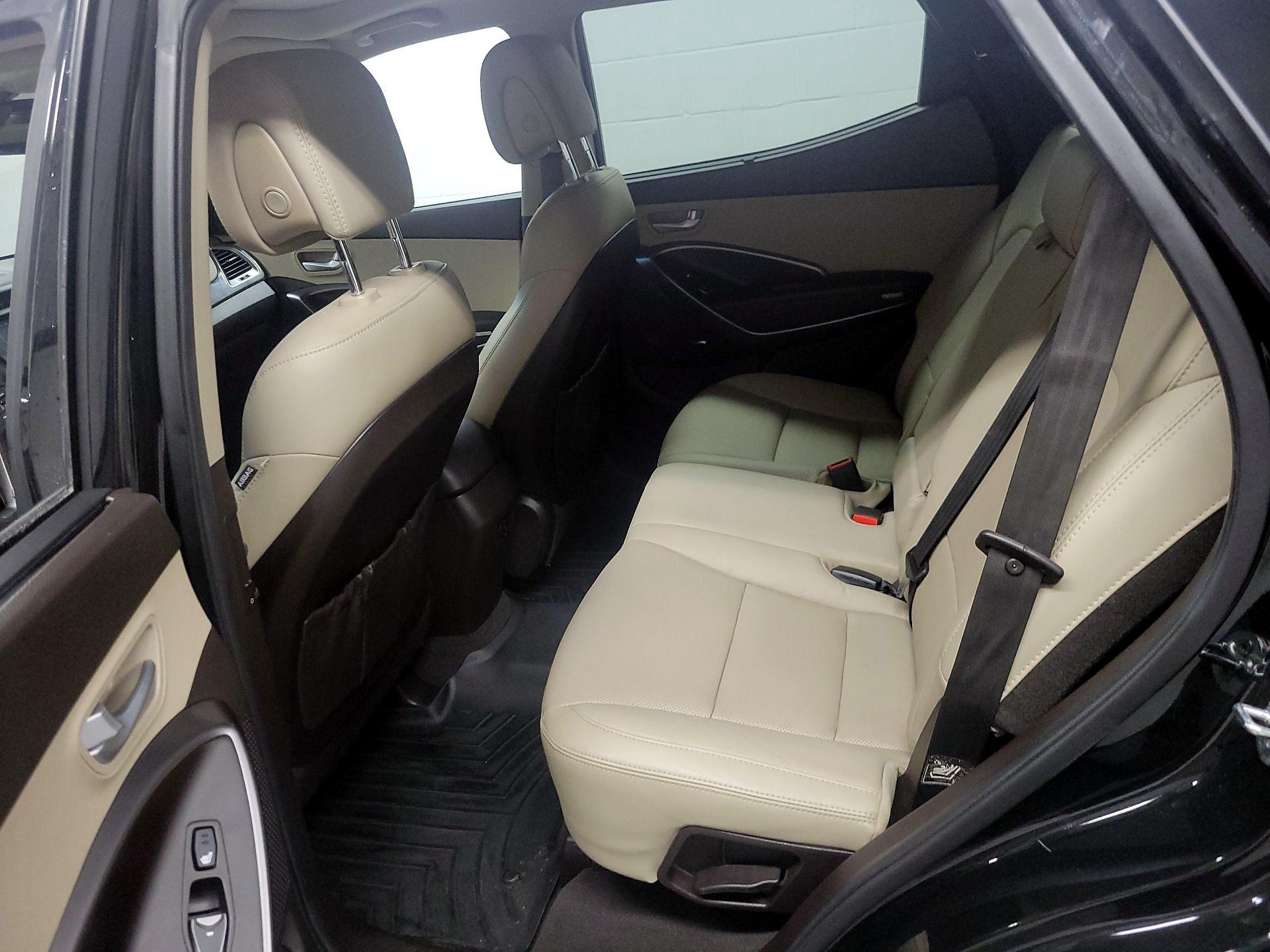 Thumbnail: 2017 Hyundai Santa Fe - 18