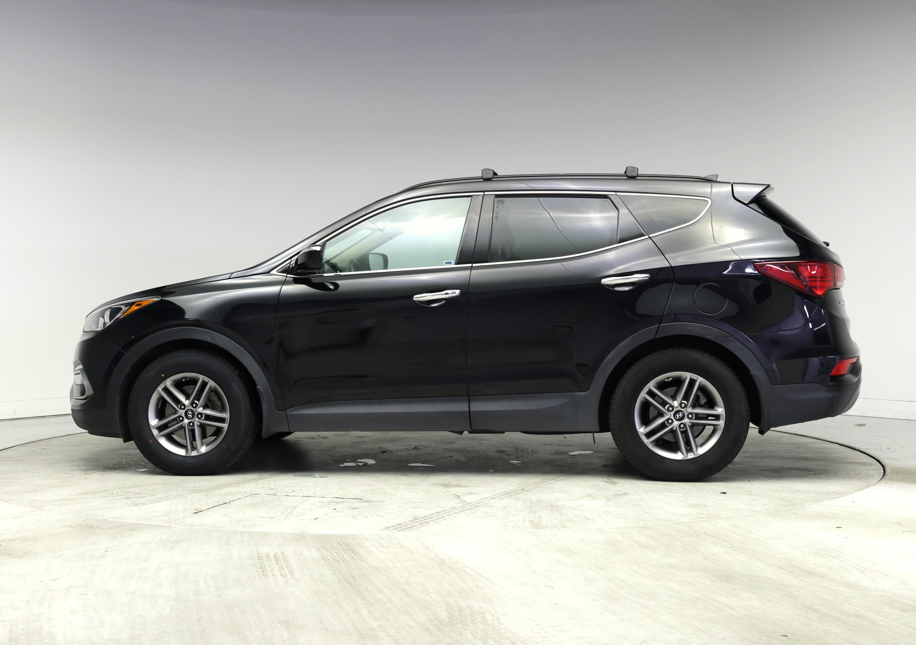 Thumbnail: 2017 Hyundai Santa Fe - 3
